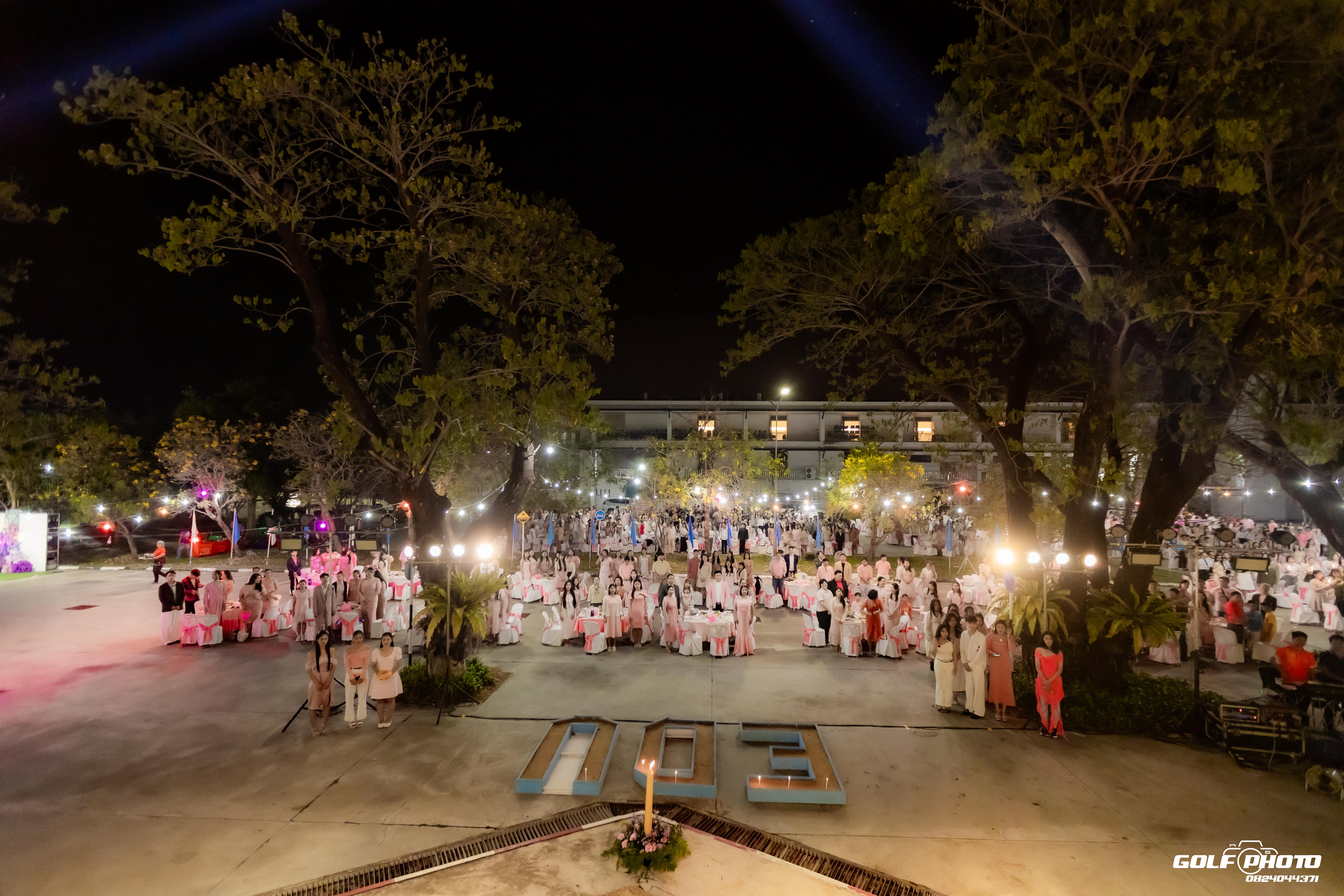 123. งานราตรีสีฟ้า