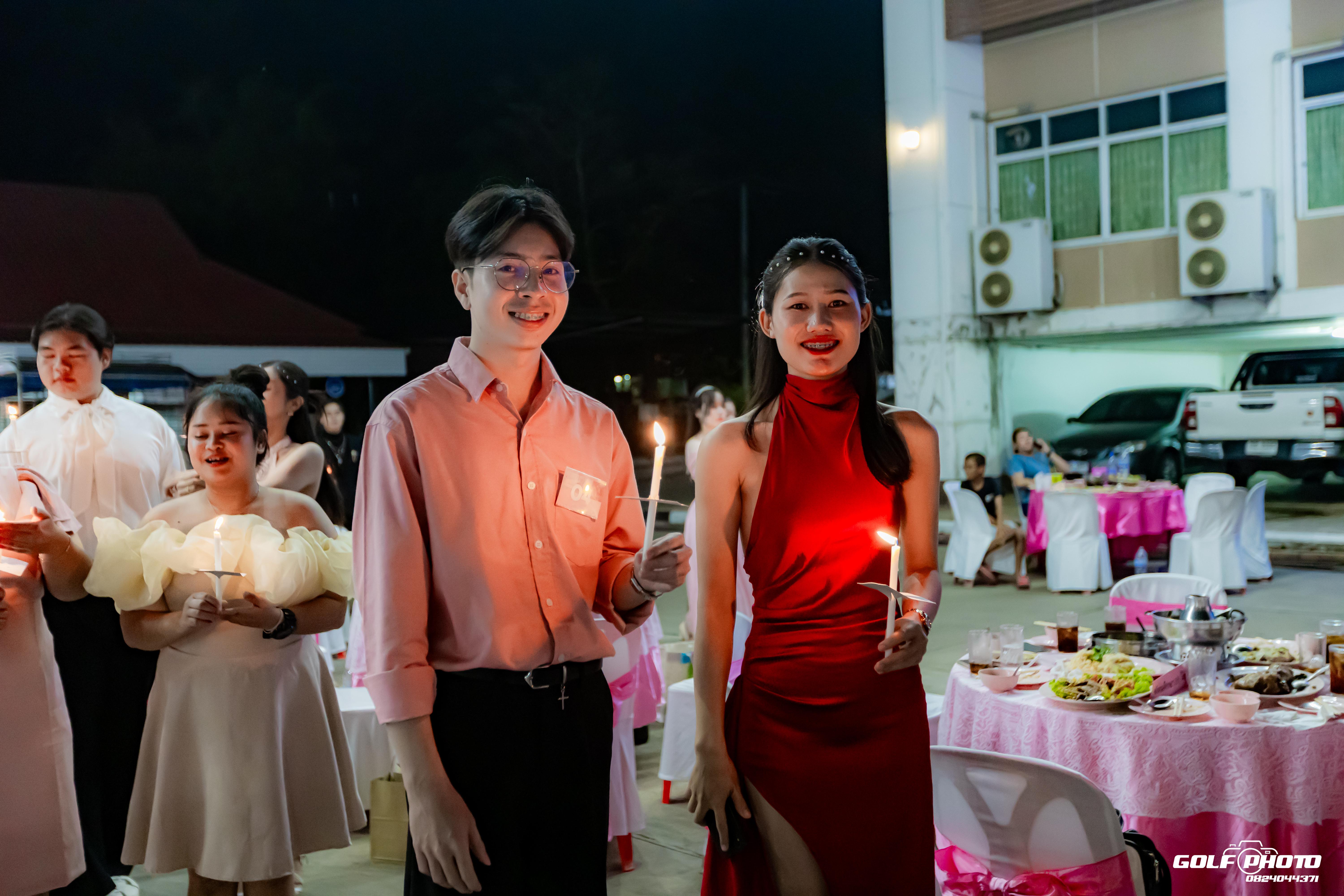 160. งานราตรีสีฟ้า