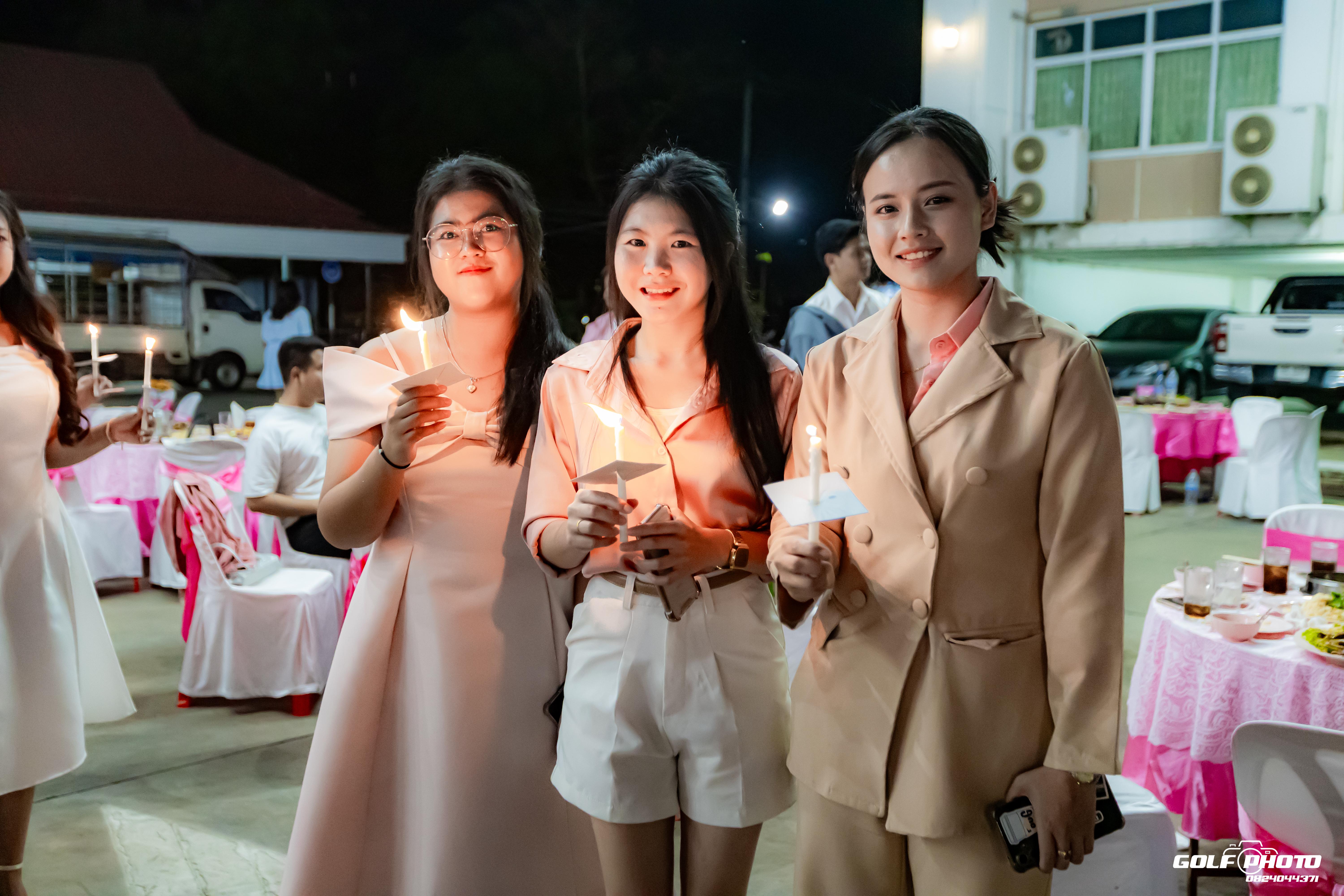 180. งานราตรีสีฟ้า