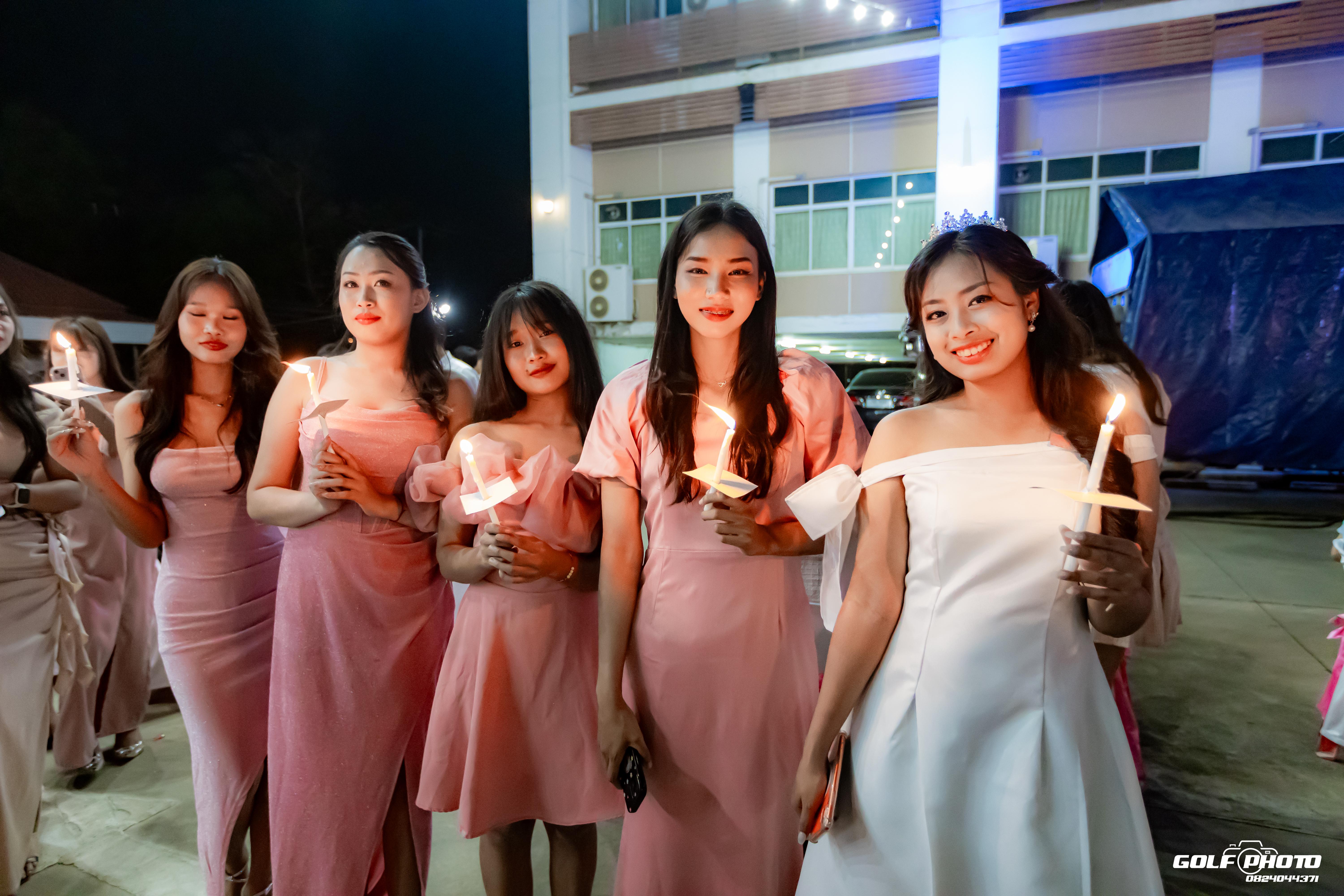 182. งานราตรีสีฟ้า