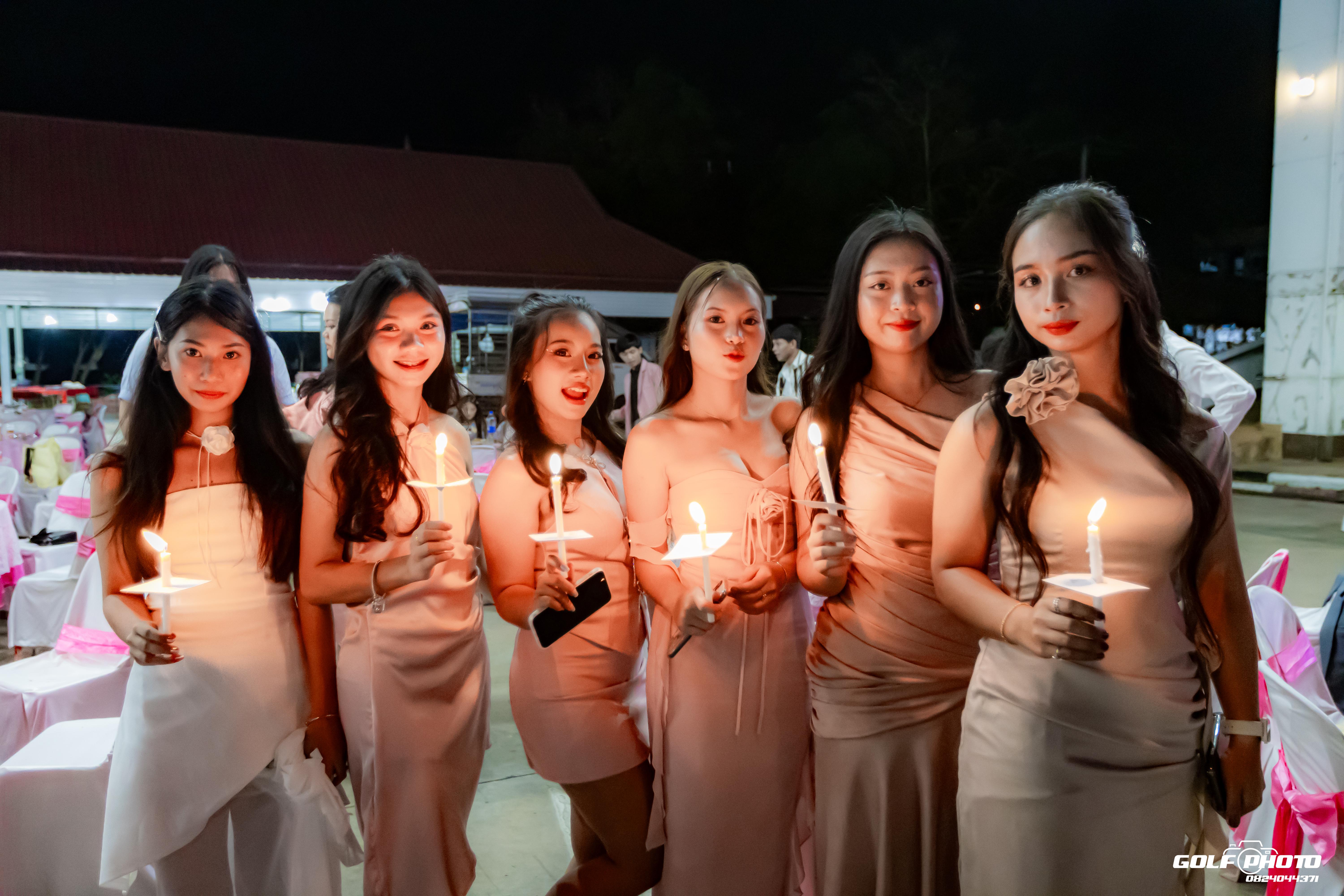 184. งานราตรีสีฟ้า