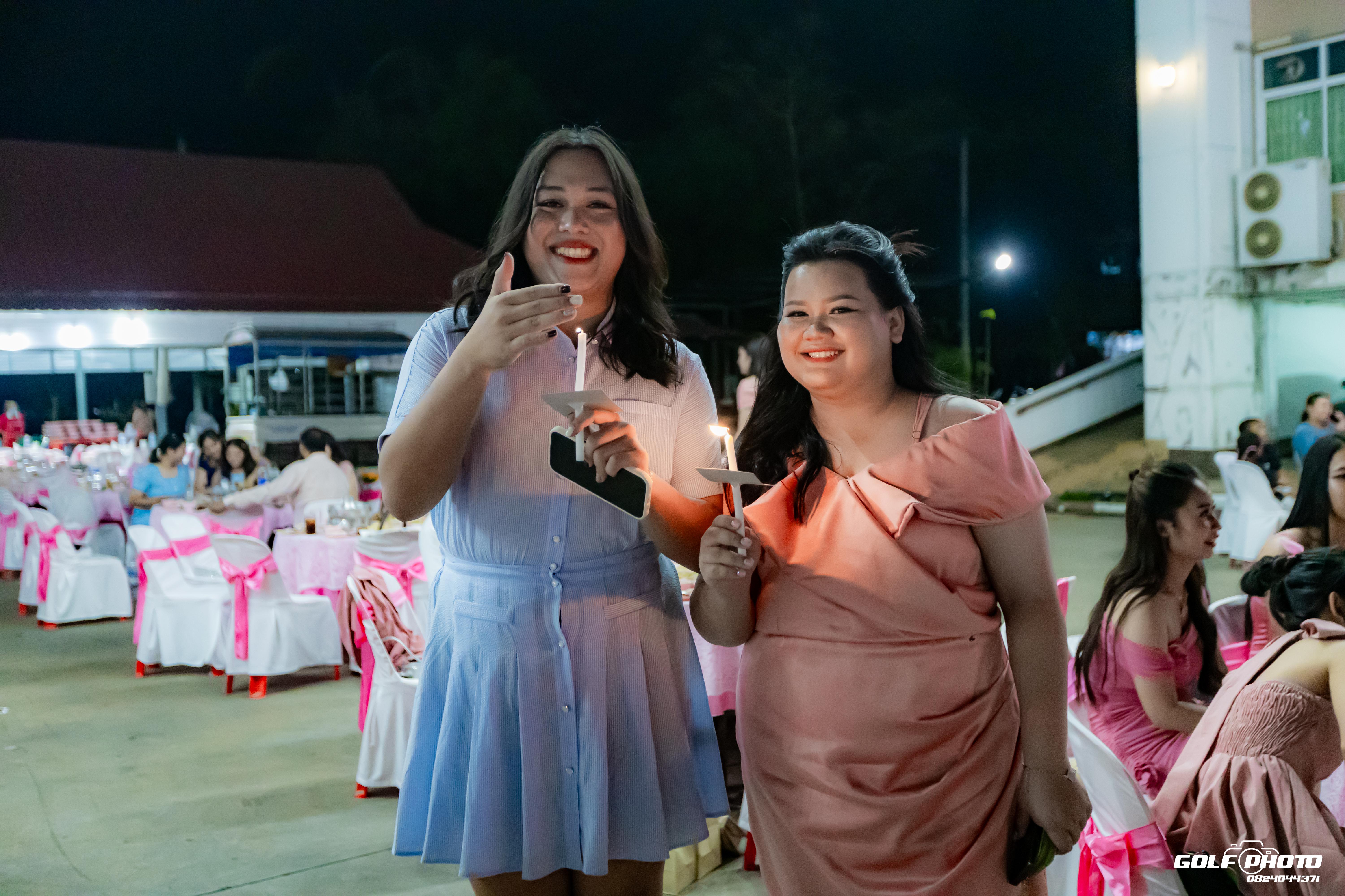 190. งานราตรีสีฟ้า