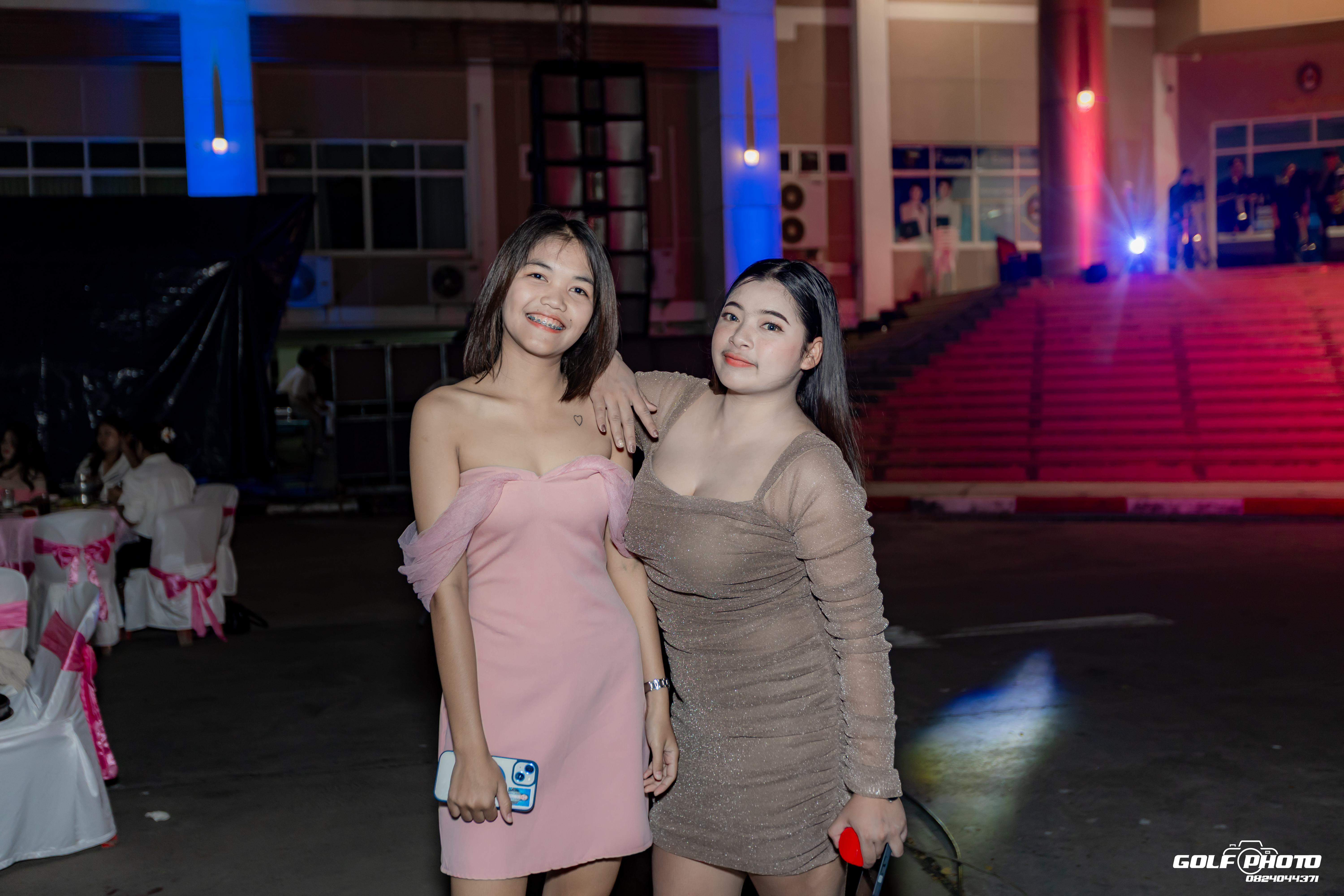 281. งานราตรีสีฟ้า