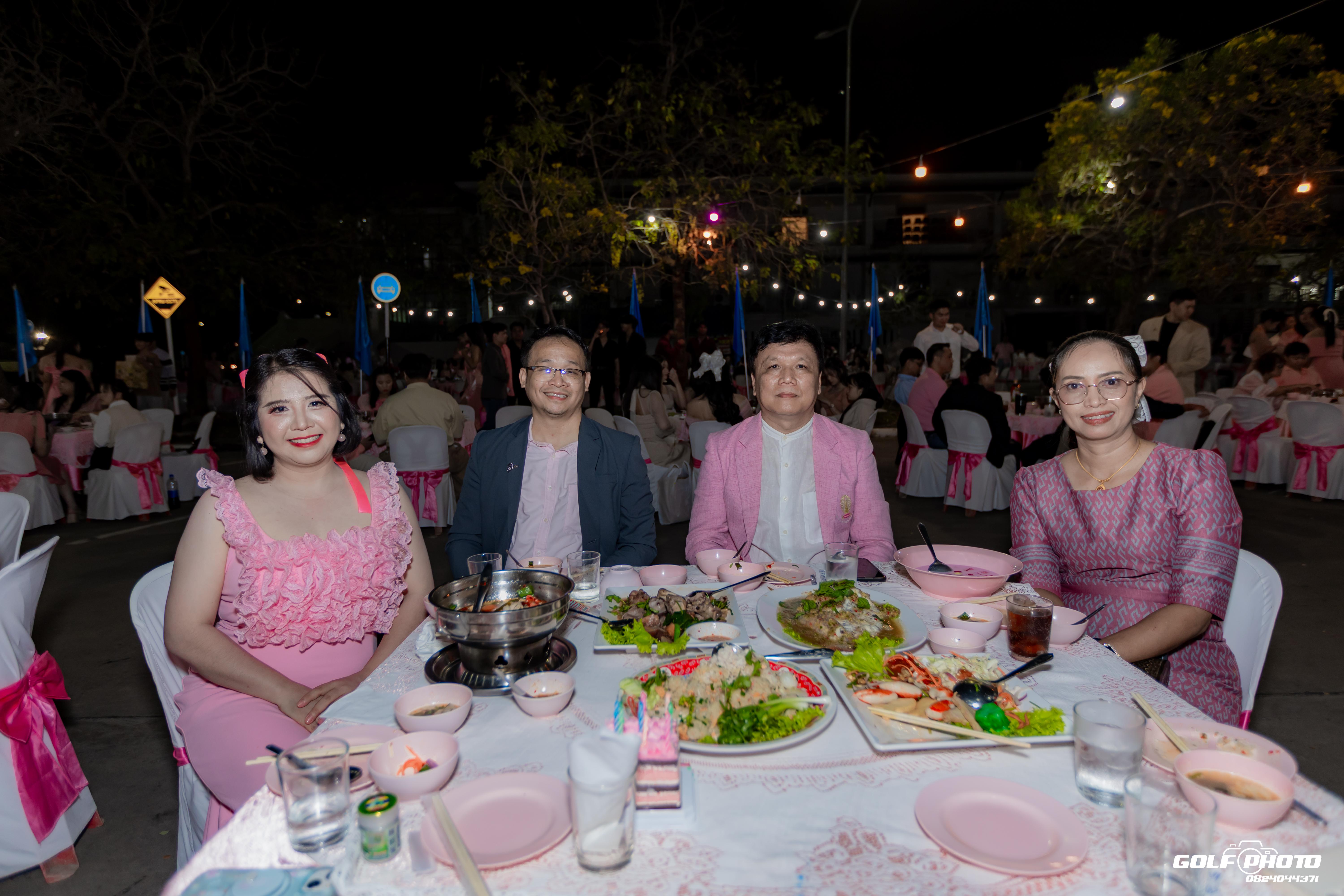 291. งานราตรีสีฟ้า