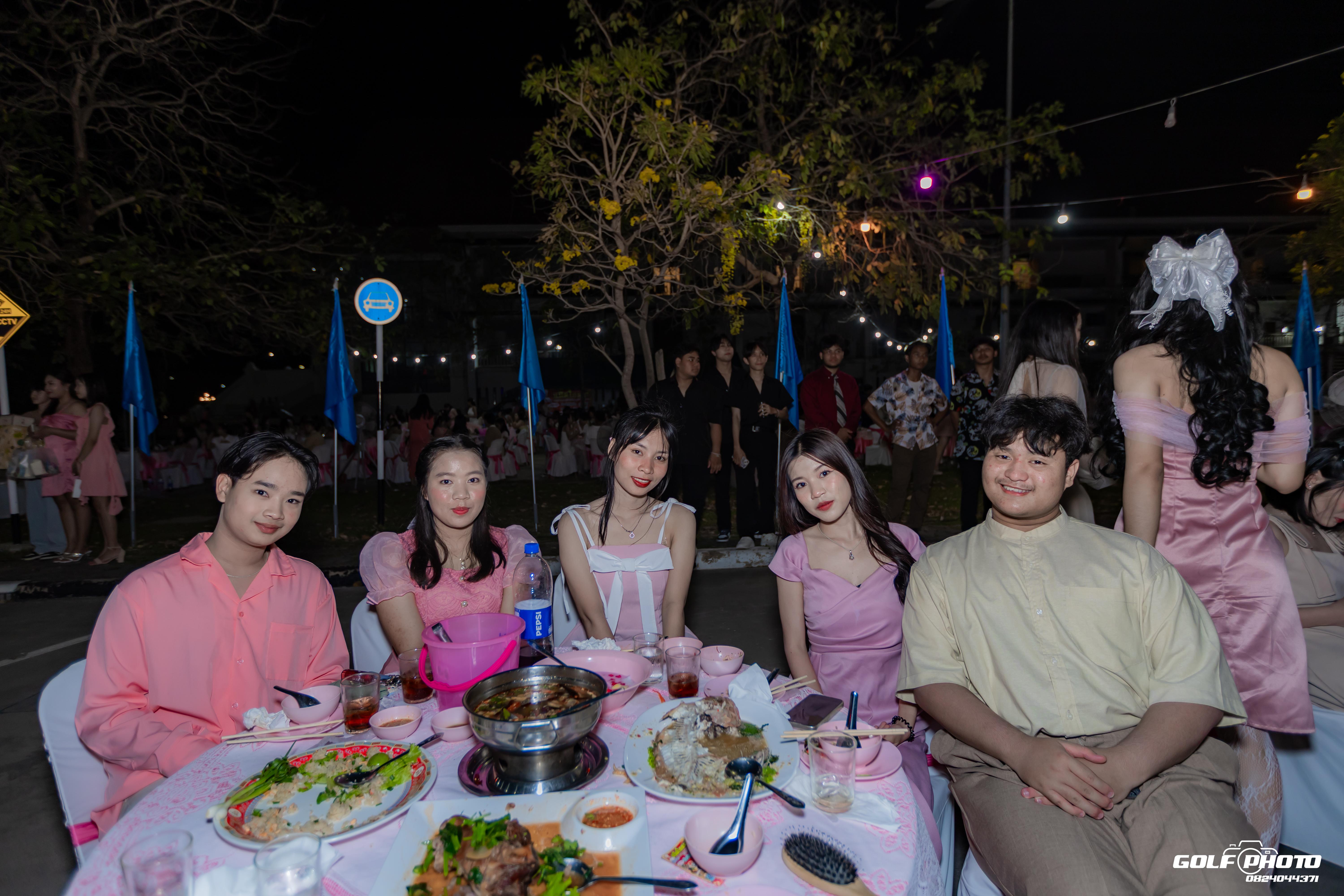 314. งานราตรีสีฟ้า