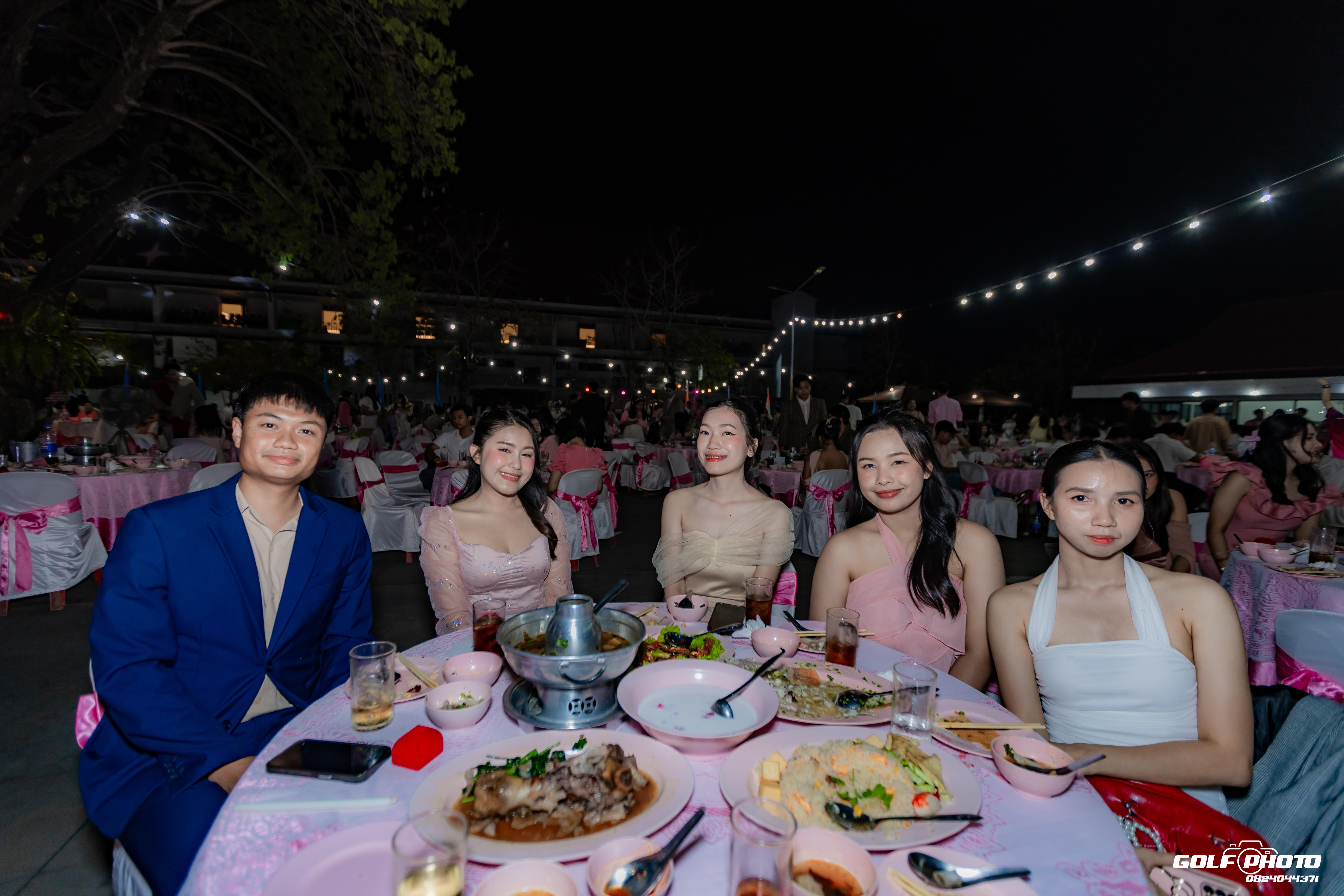 335. งานราตรีสีฟ้า