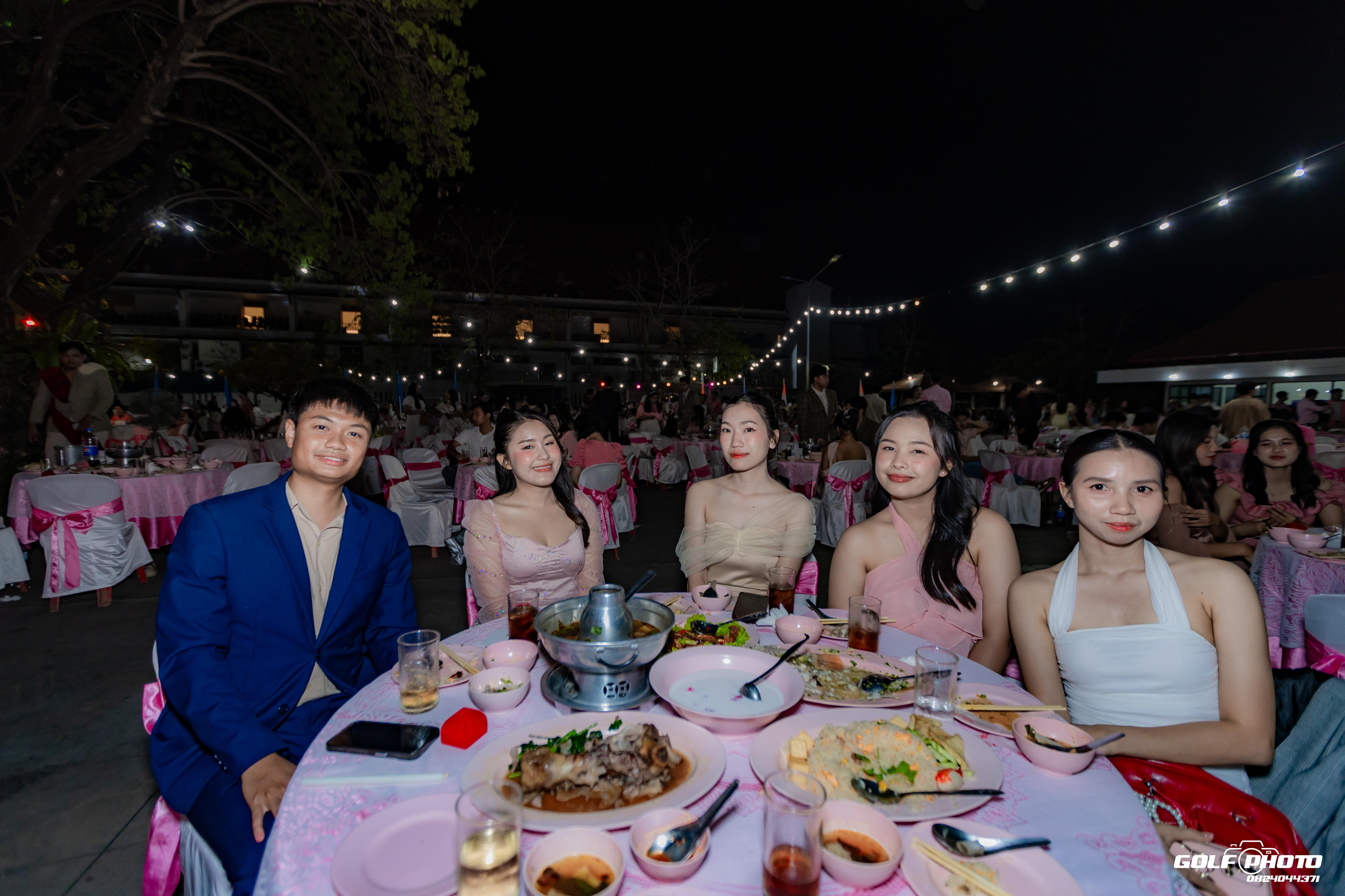 336. งานราตรีสีฟ้า