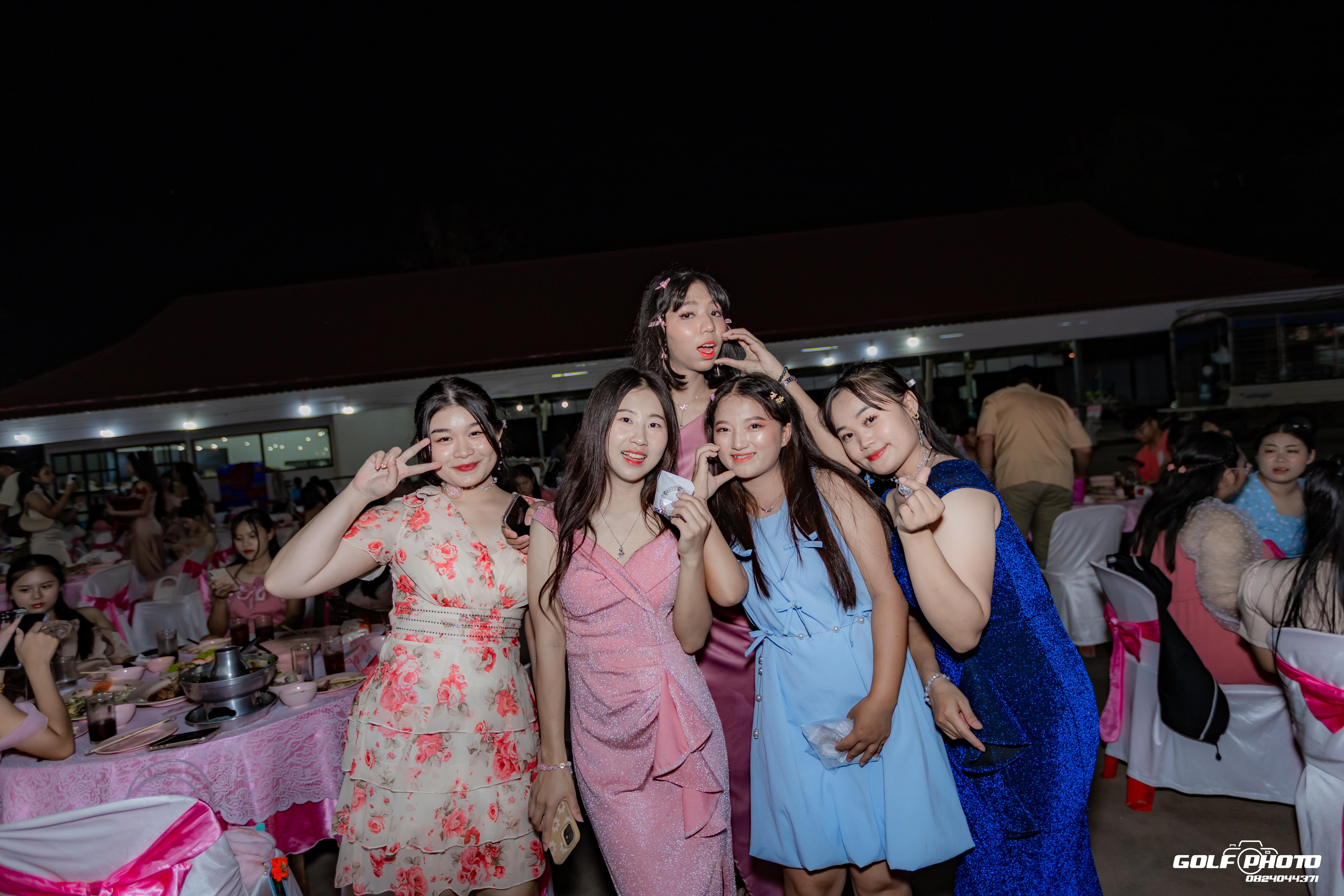 358. งานราตรีสีฟ้า