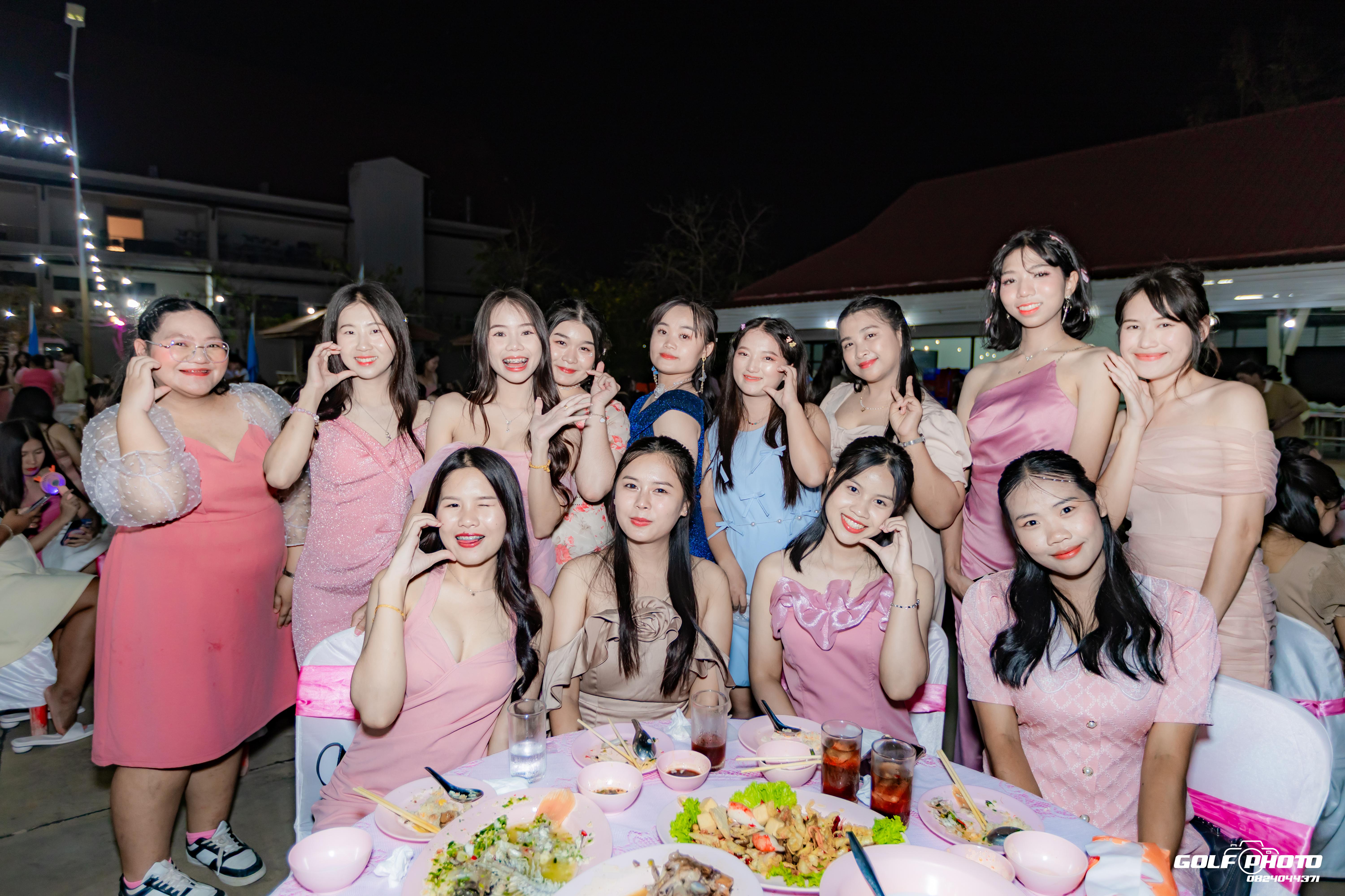 359. งานราตรีสีฟ้า