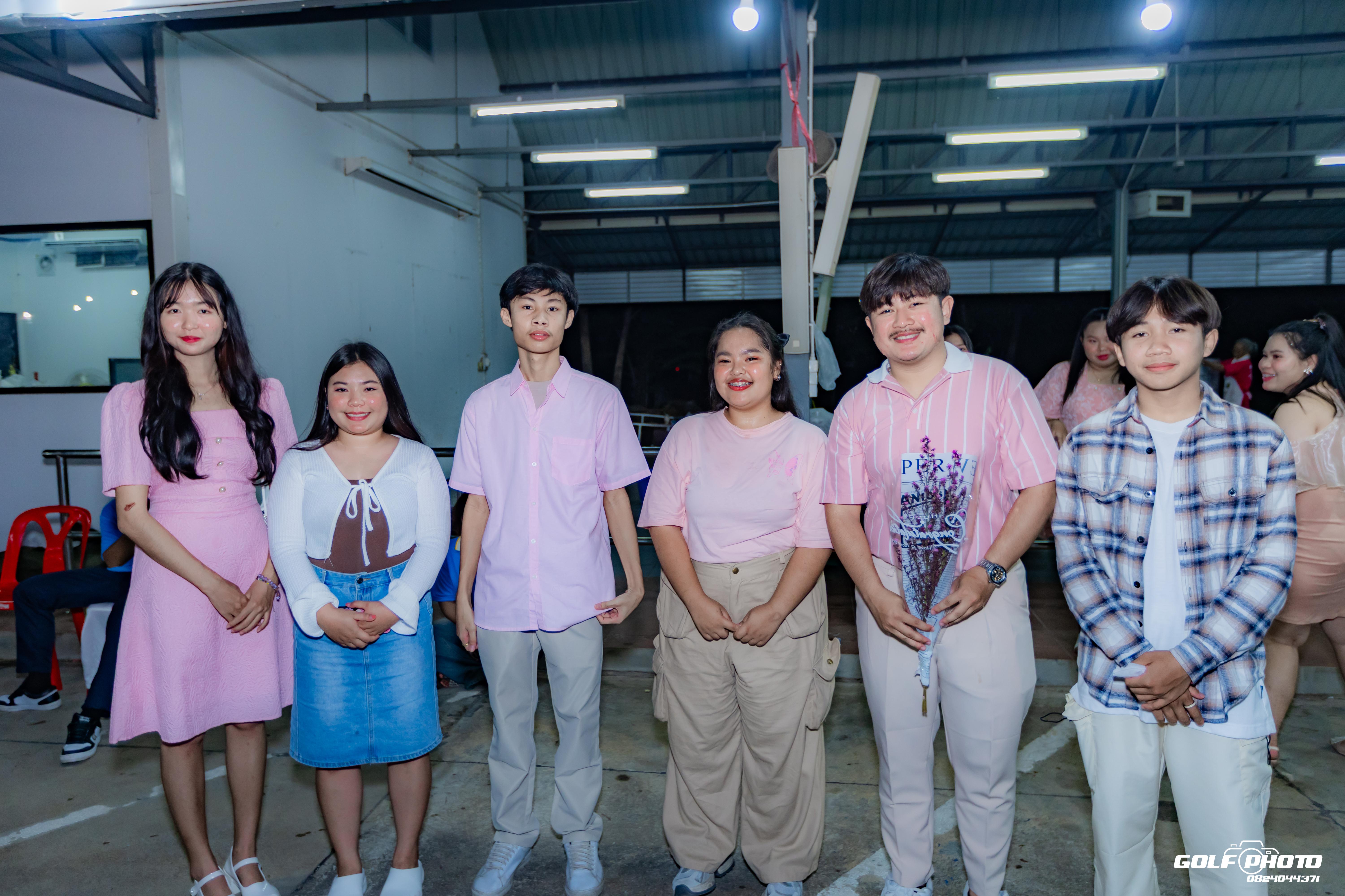 384. งานราตรีสีฟ้า
