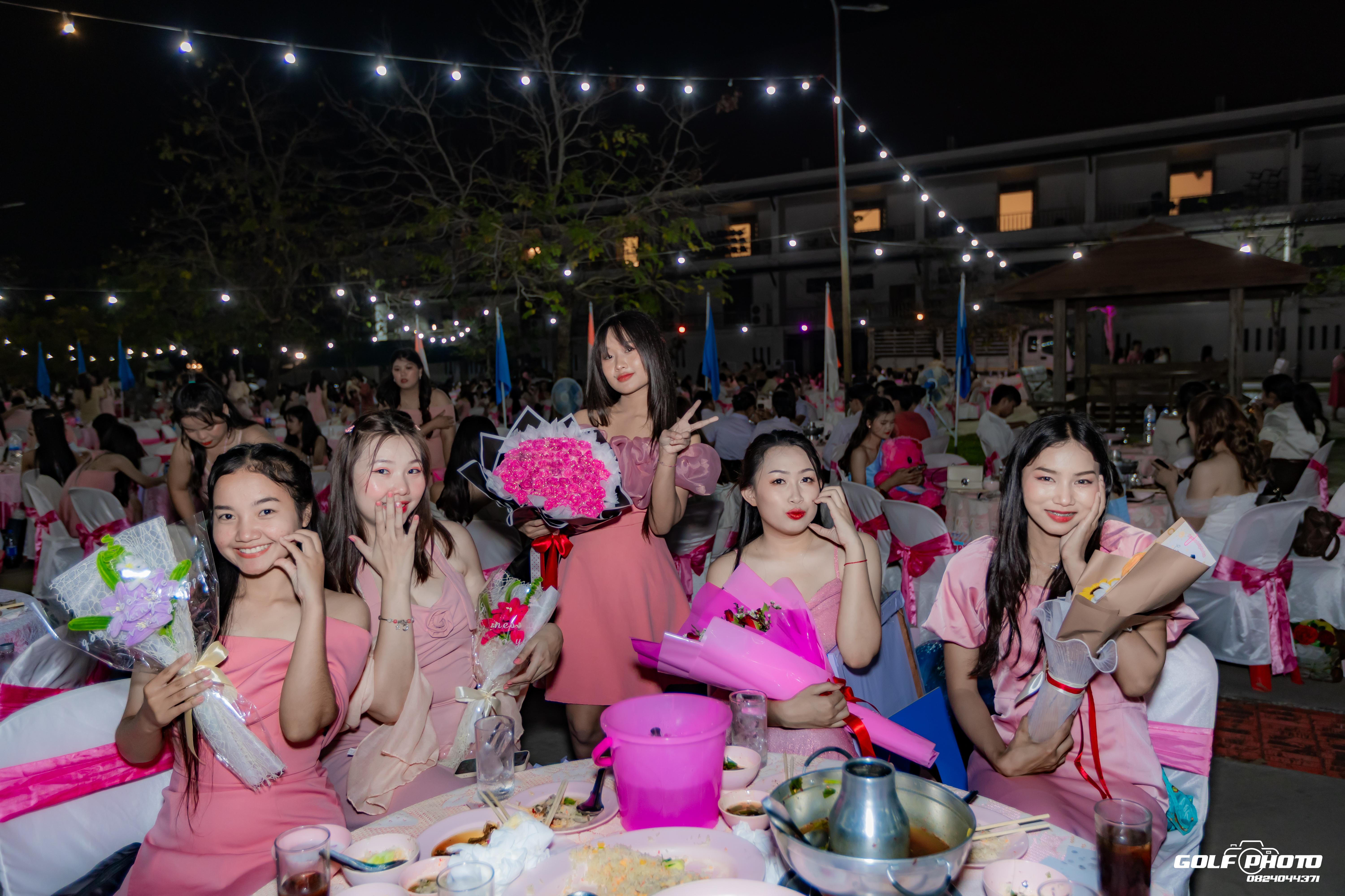 391. งานราตรีสีฟ้า