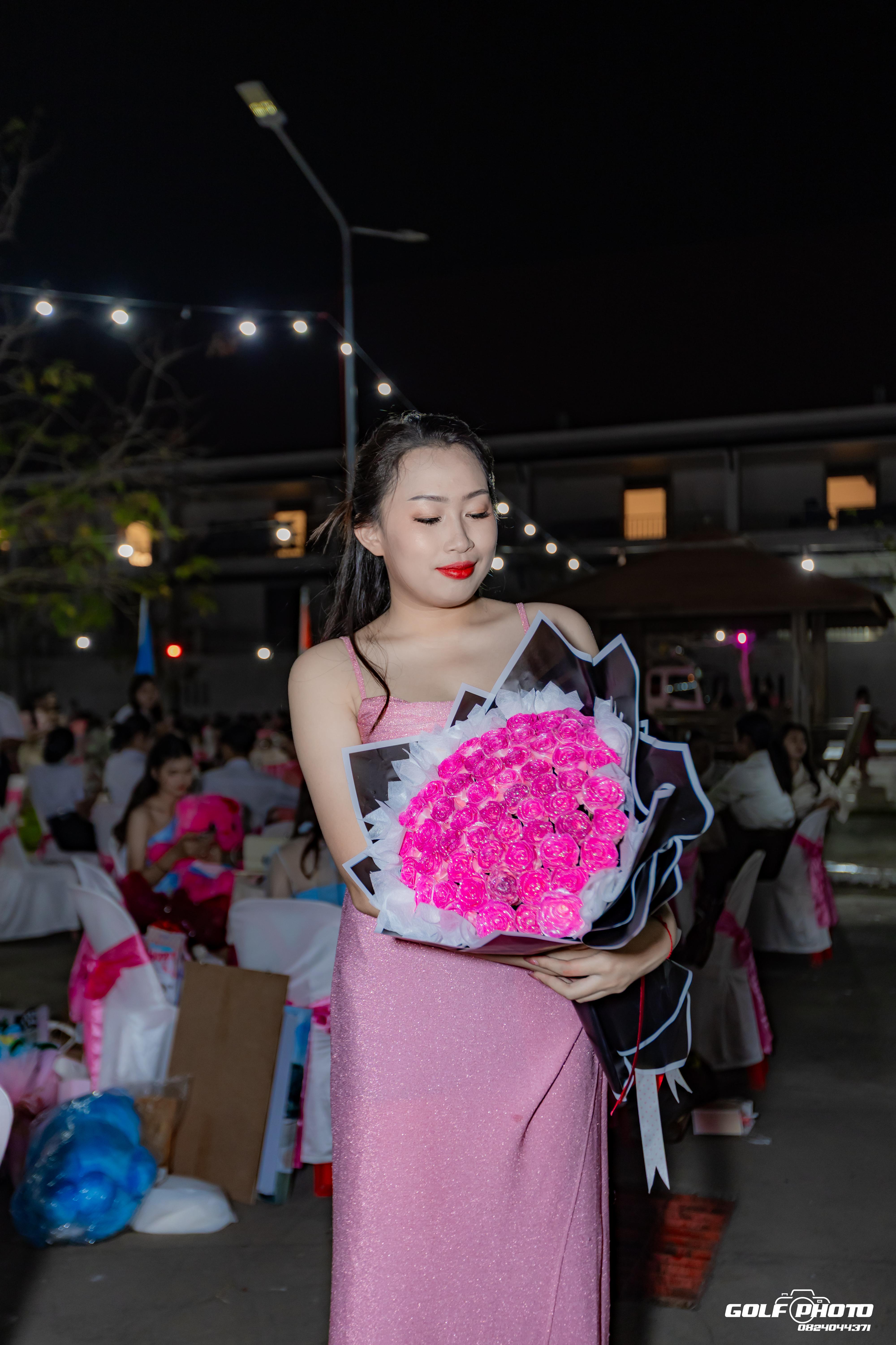 394. งานราตรีสีฟ้า