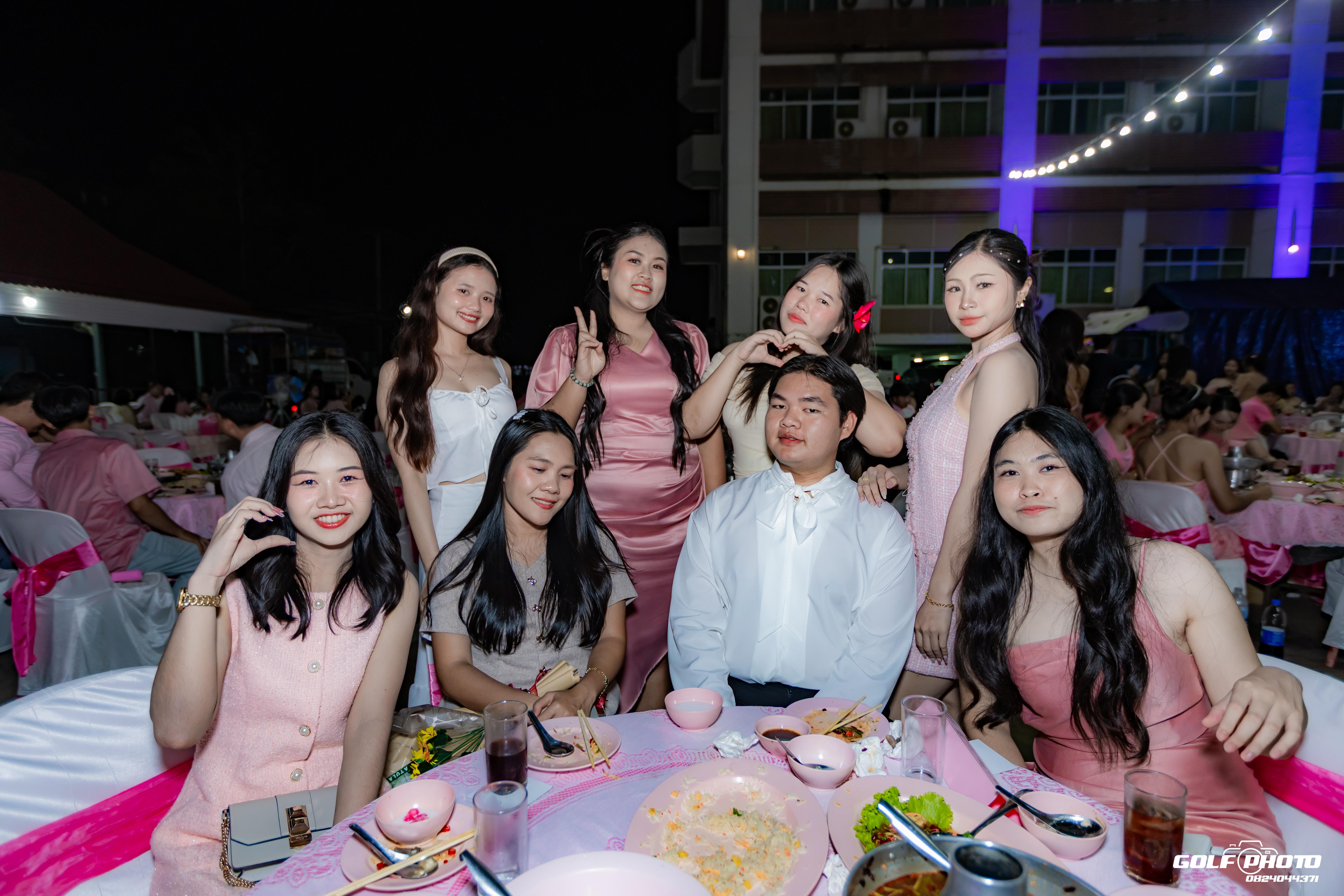 401. งานราตรีสีฟ้า