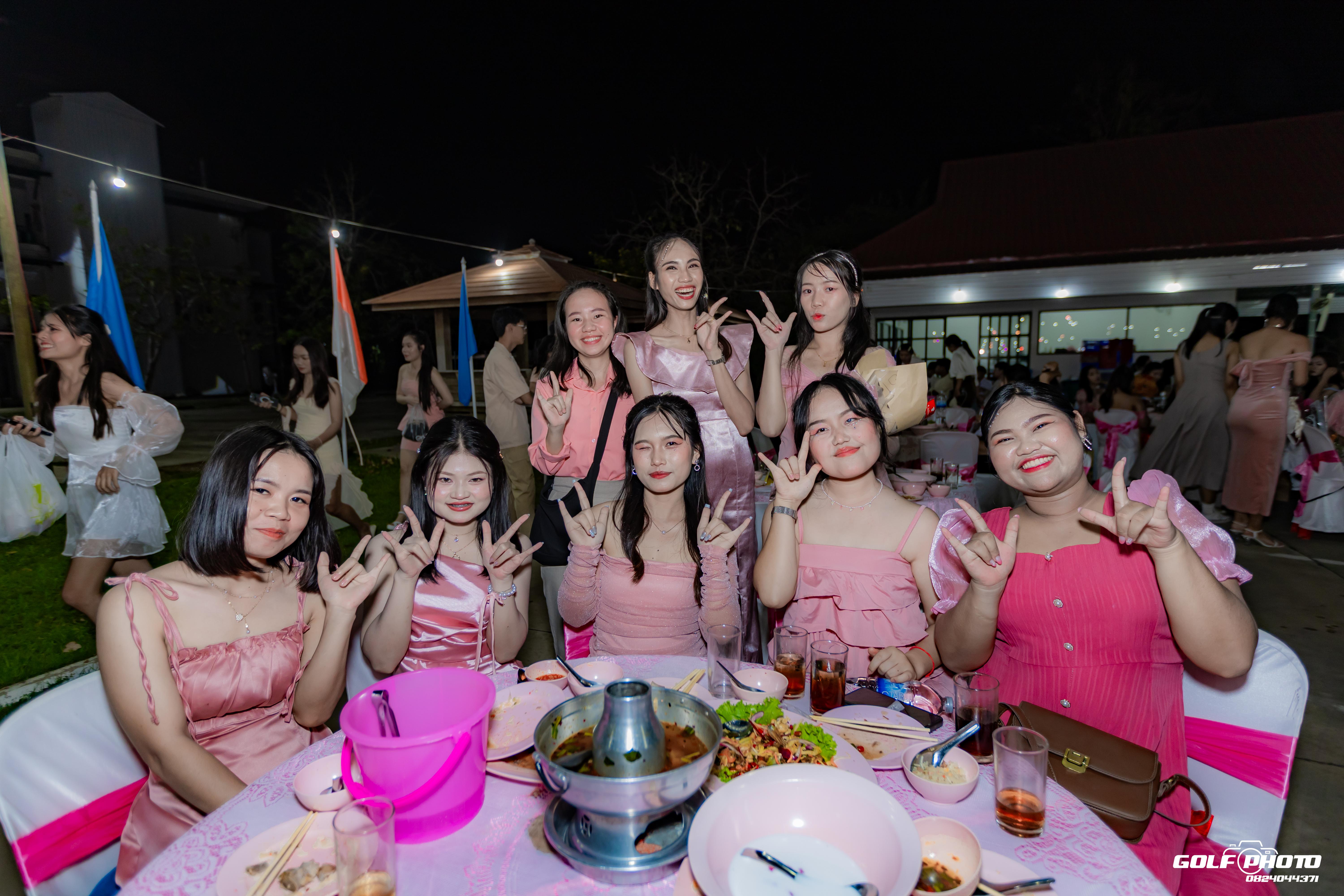 474. งานราตรีสีฟ้า