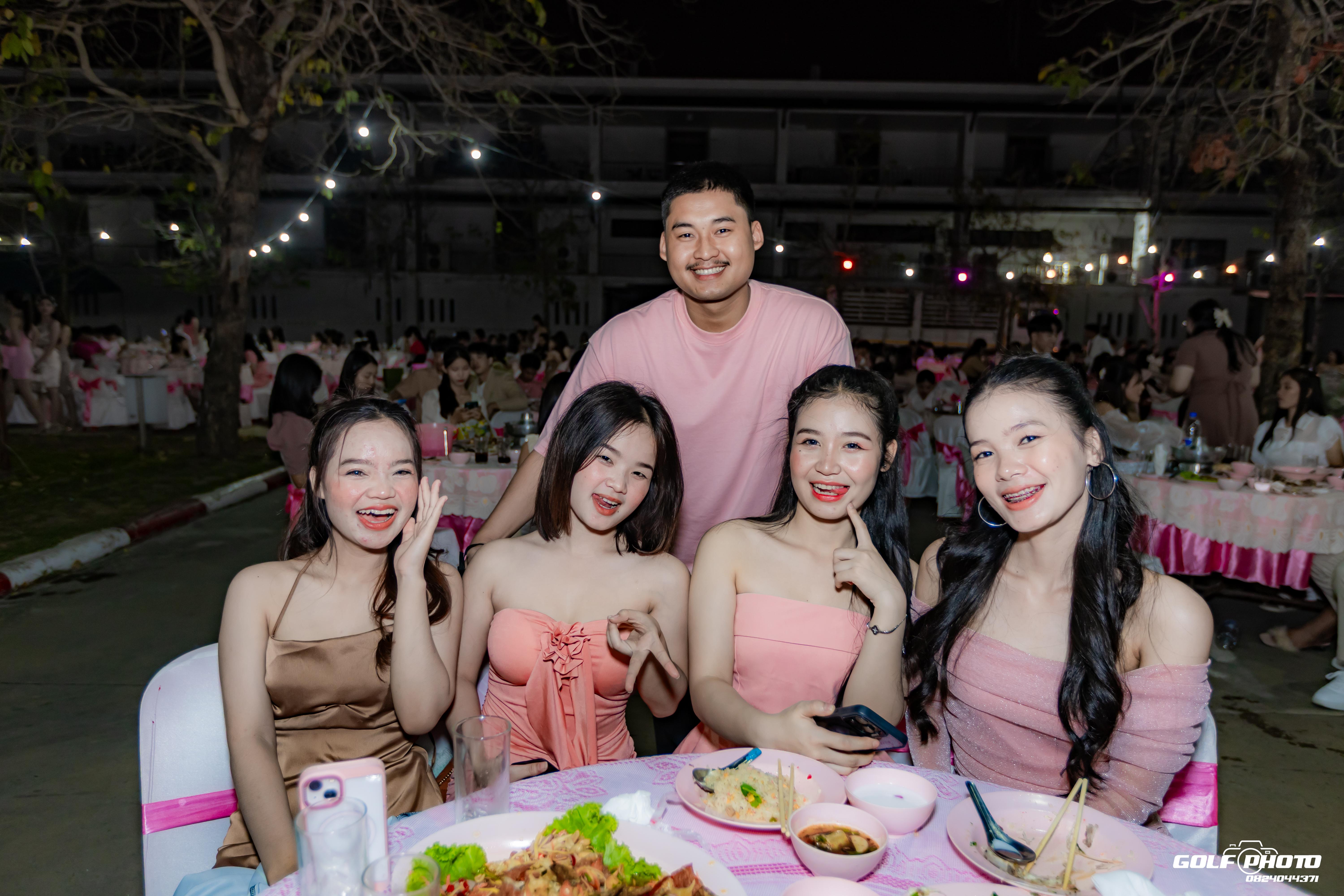 479. งานราตรีสีฟ้า