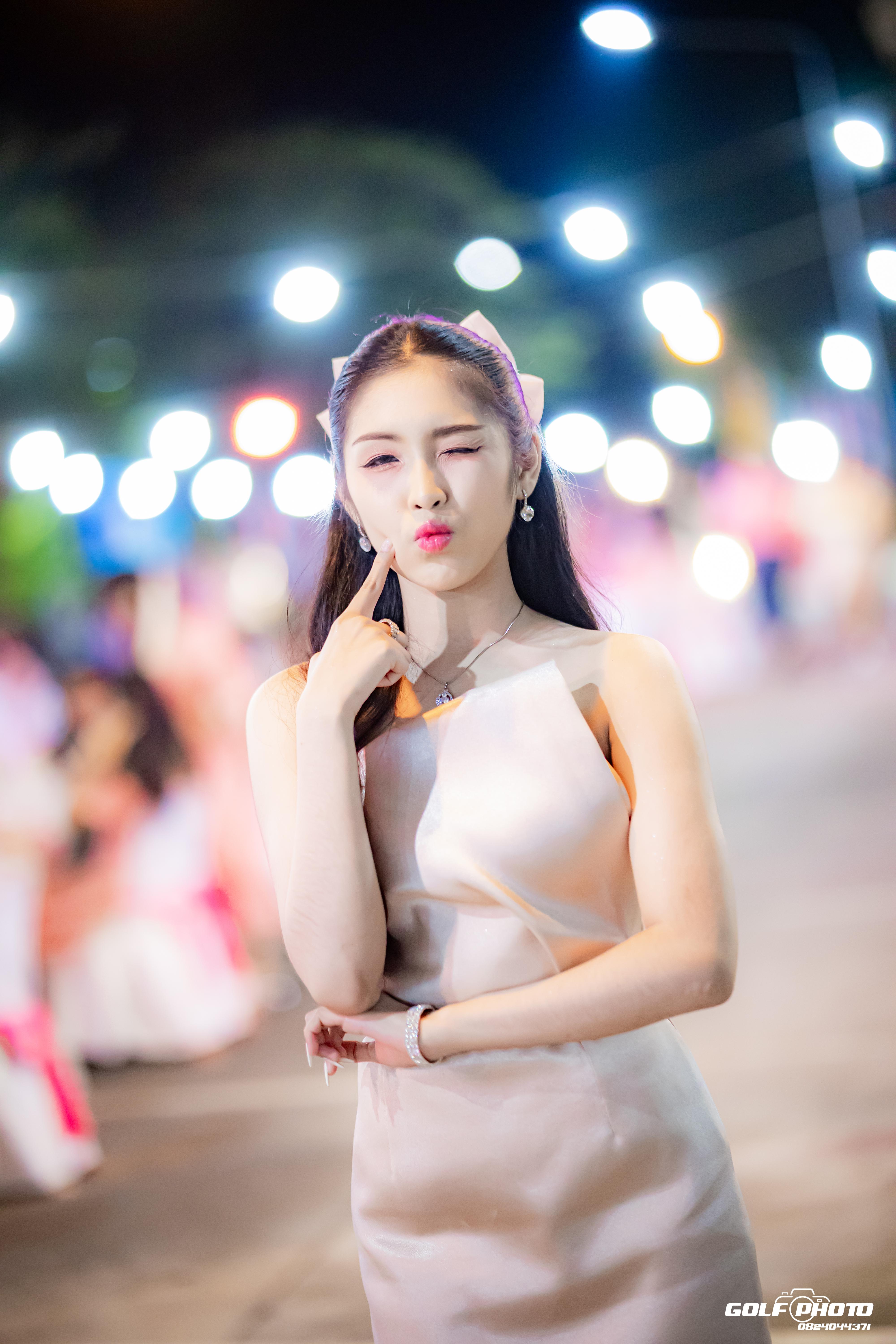 488. งานราตรีสีฟ้า