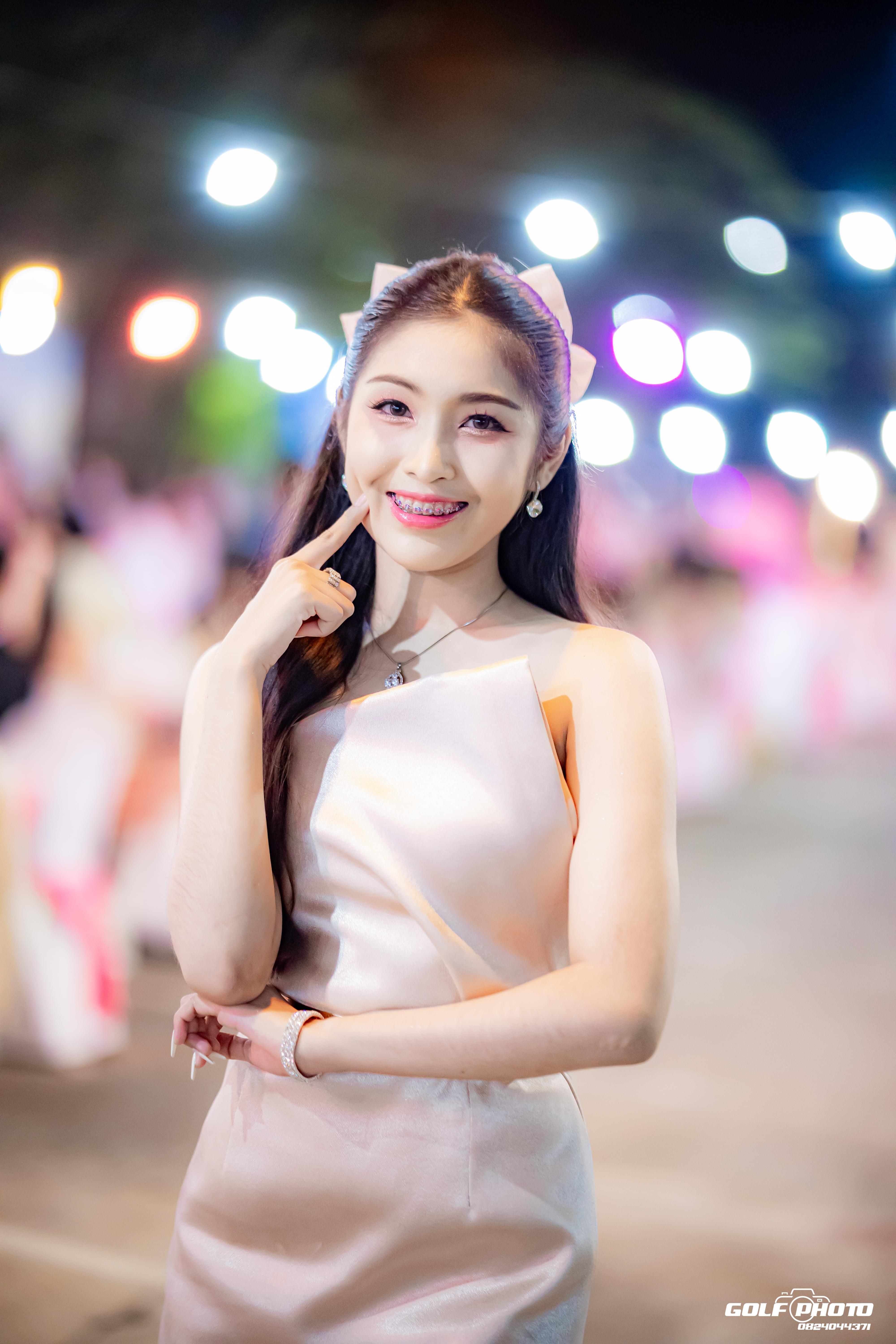 489. งานราตรีสีฟ้า