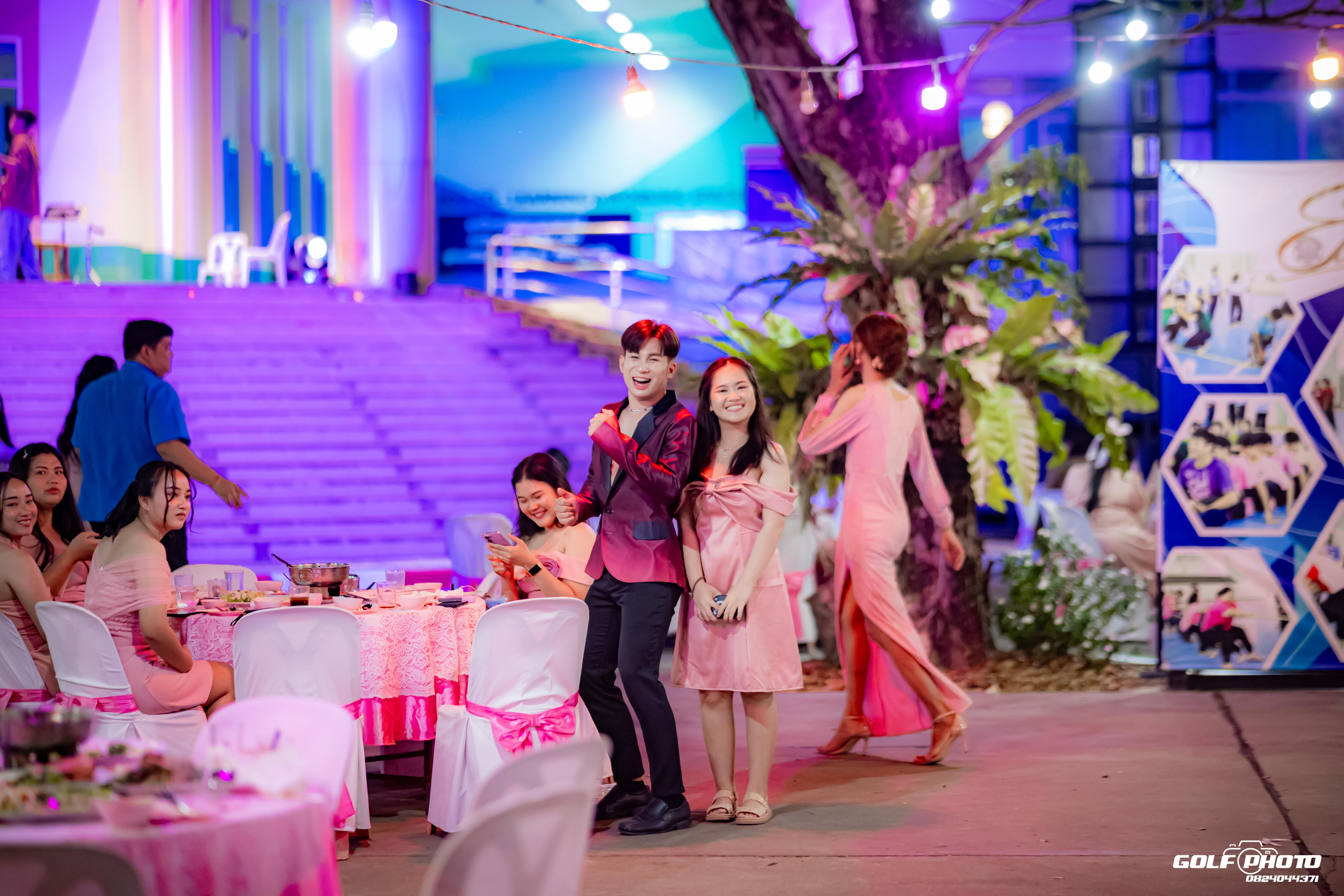 519. งานราตรีสีฟ้า