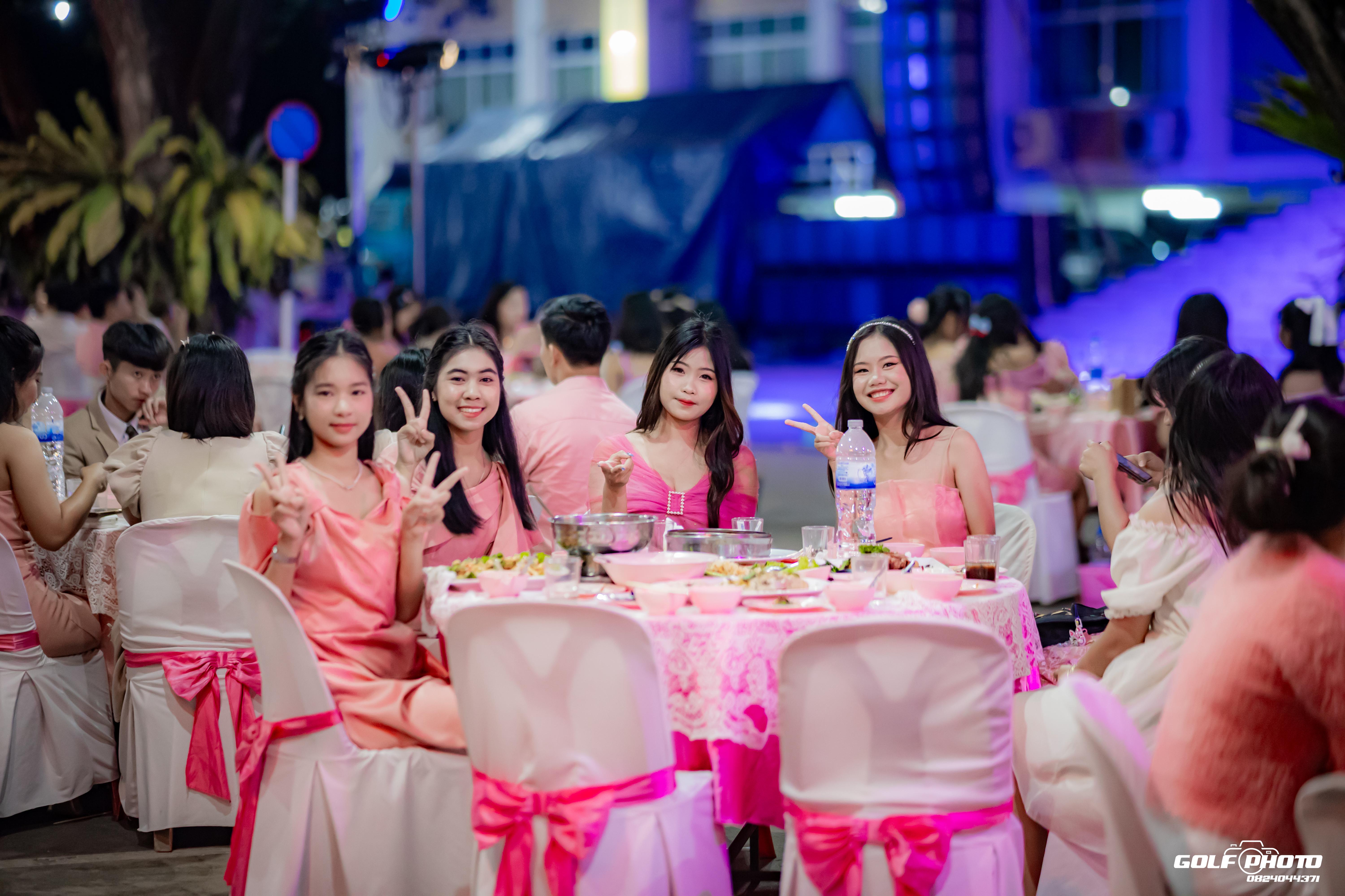 520. งานราตรีสีฟ้า