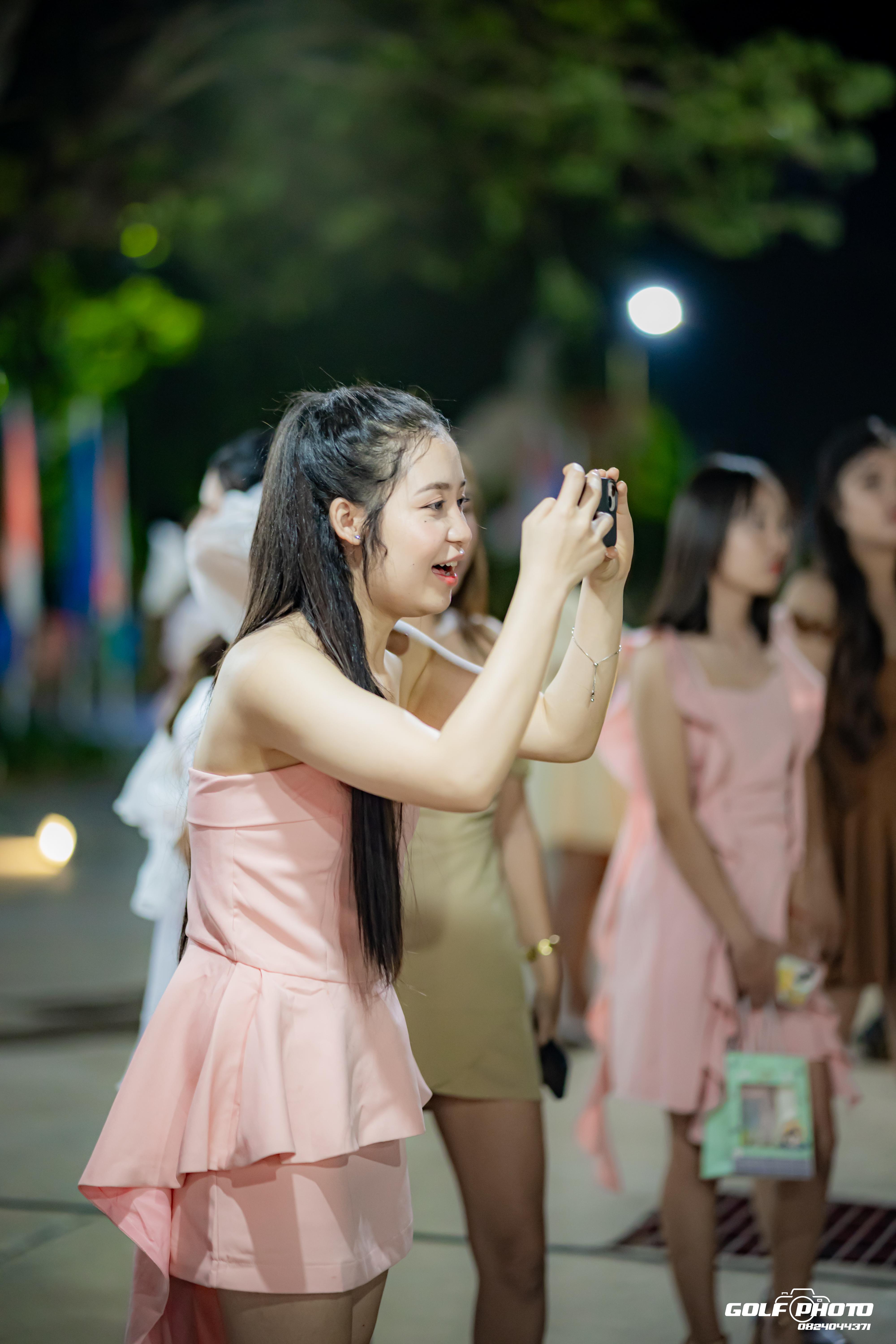 540. งานราตรีสีฟ้า