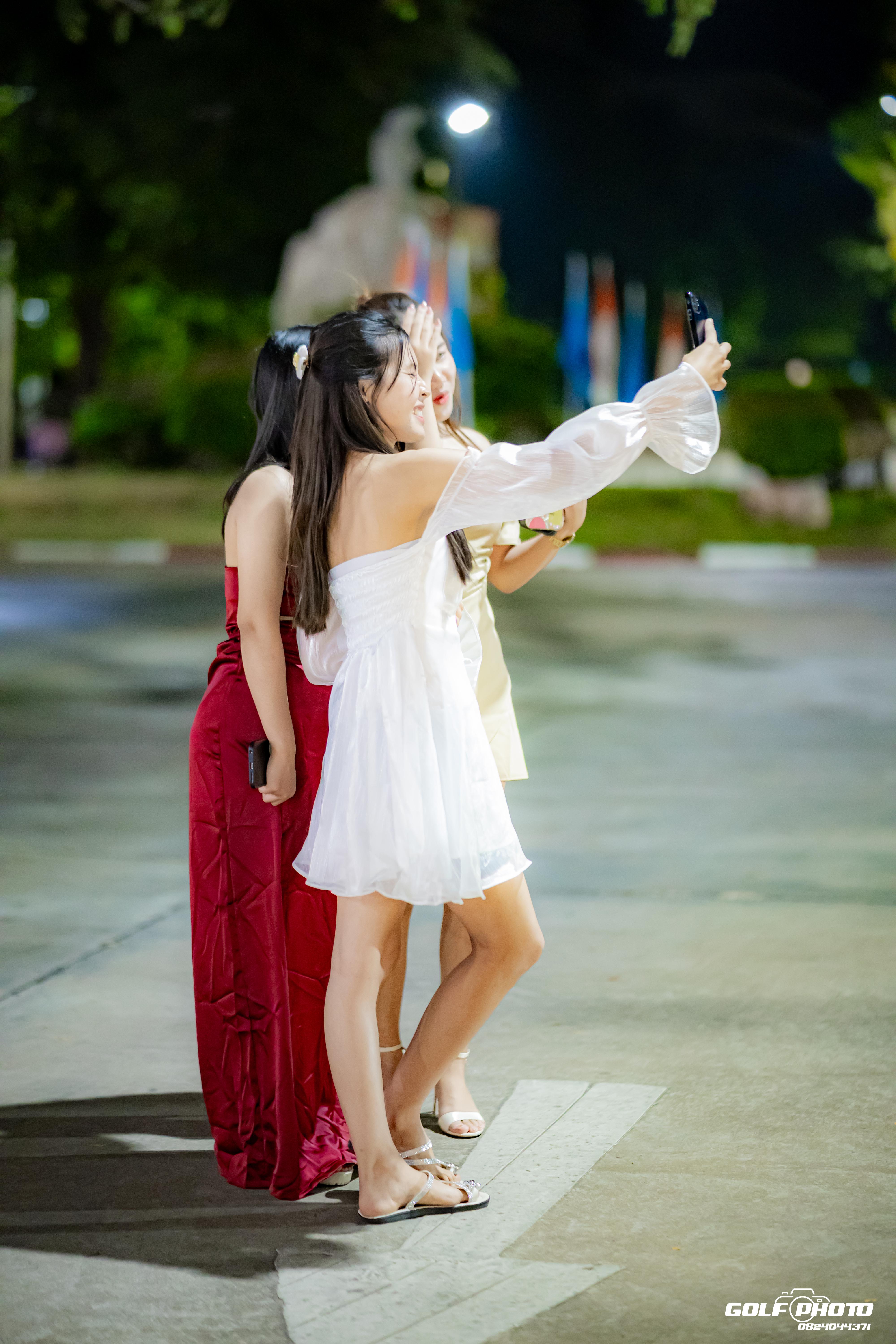 547. งานราตรีสีฟ้า