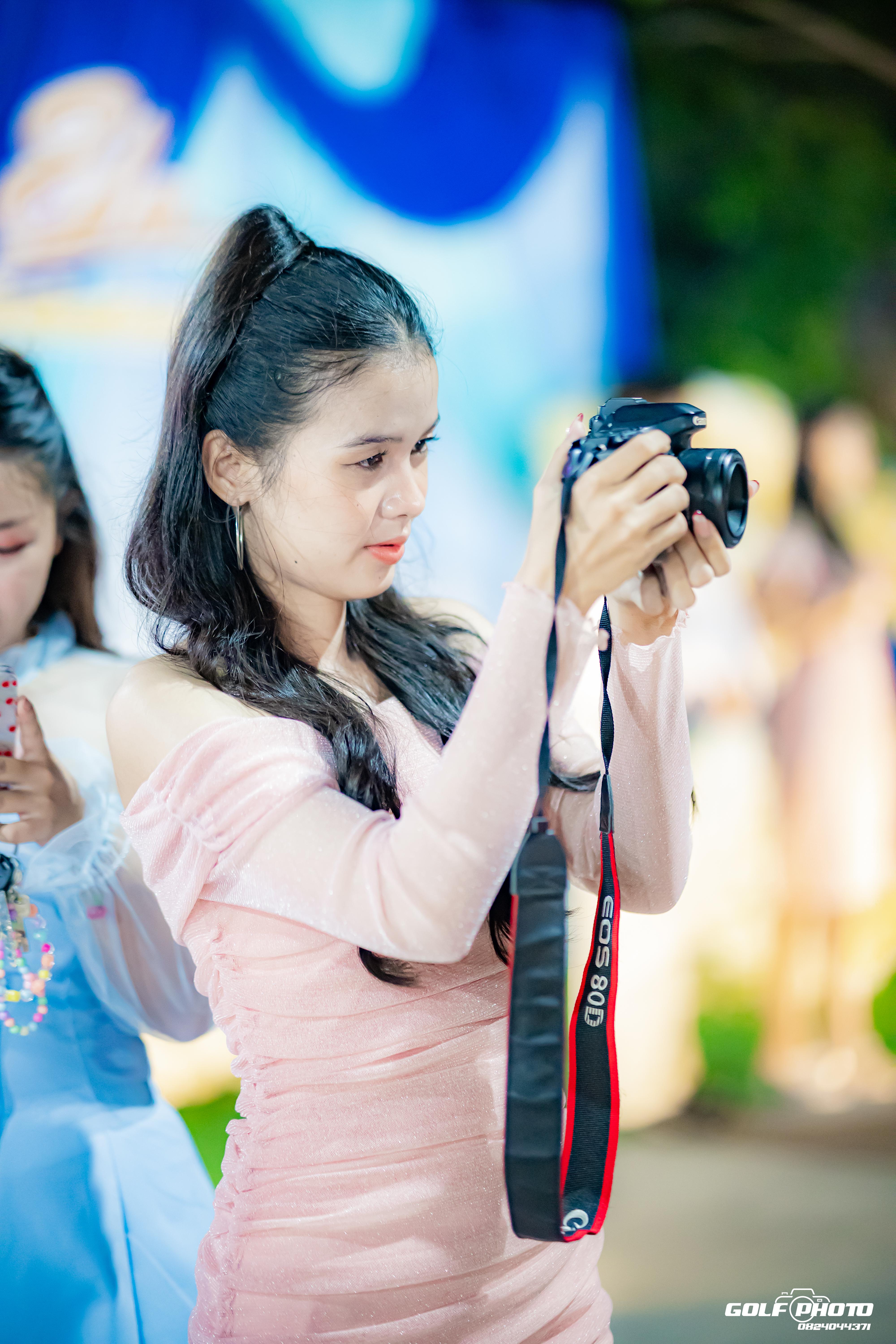 549. งานราตรีสีฟ้า
