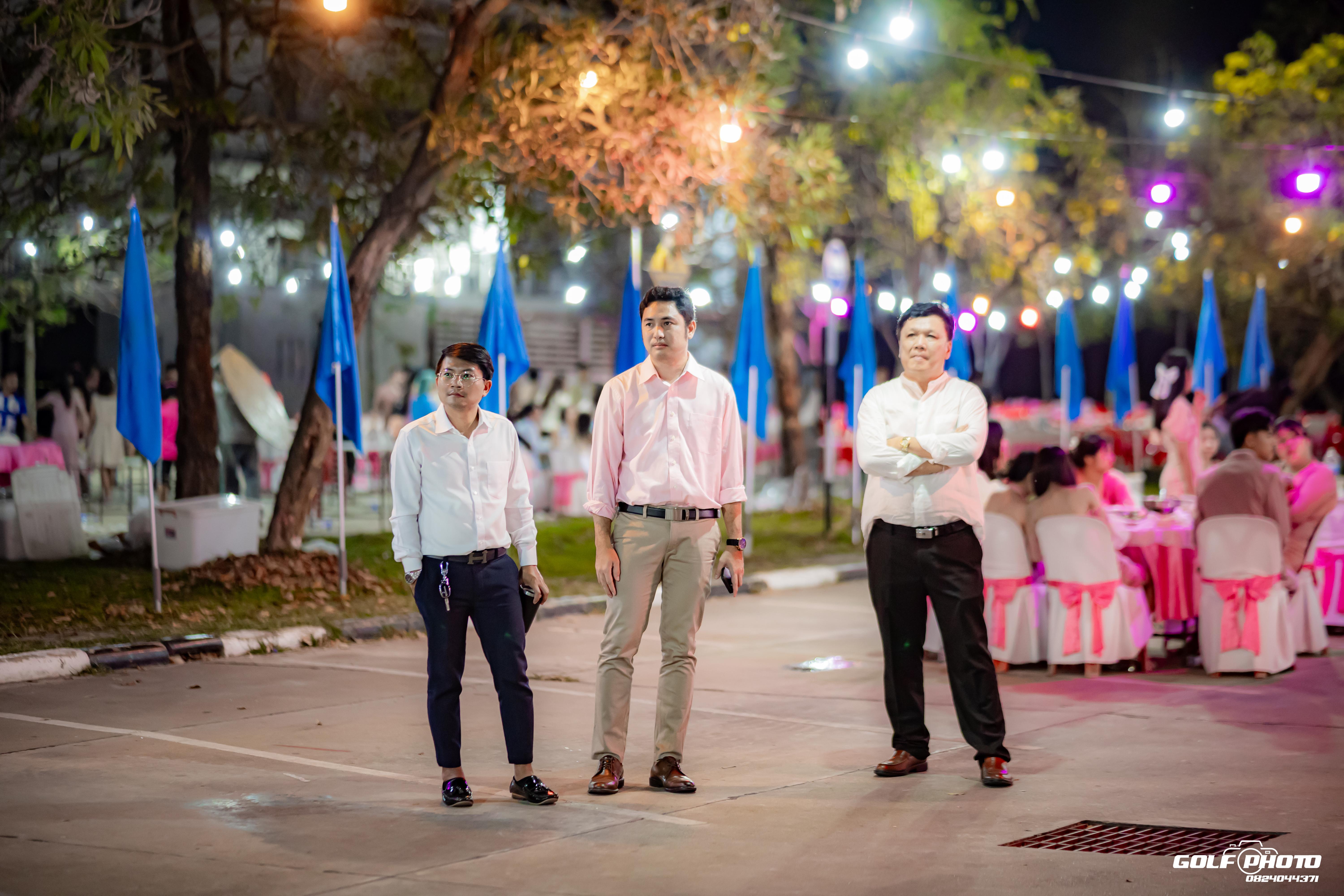 581. งานราตรีสีฟ้า