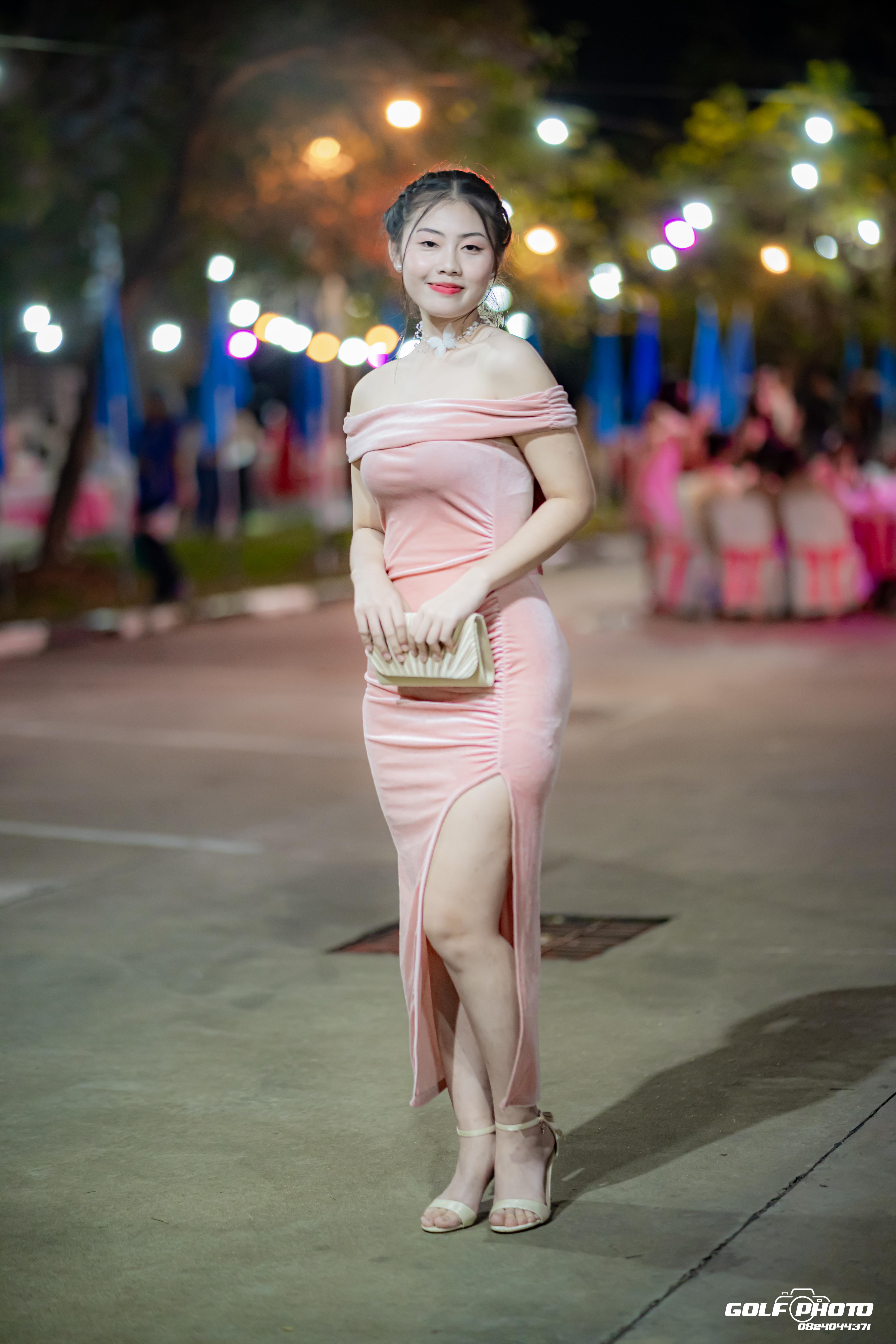 584. งานราตรีสีฟ้า