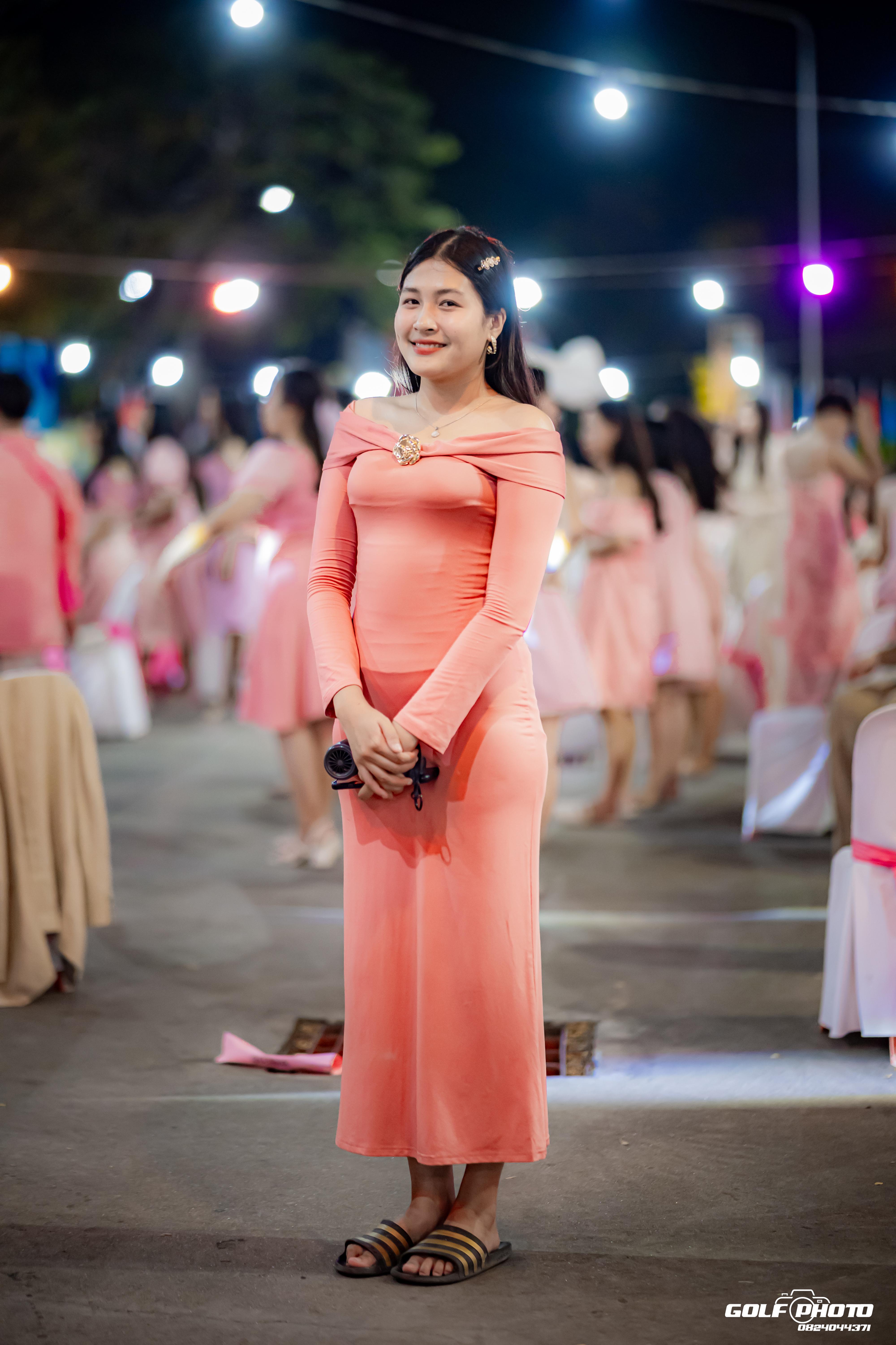 612. งานราตรีสีฟ้า