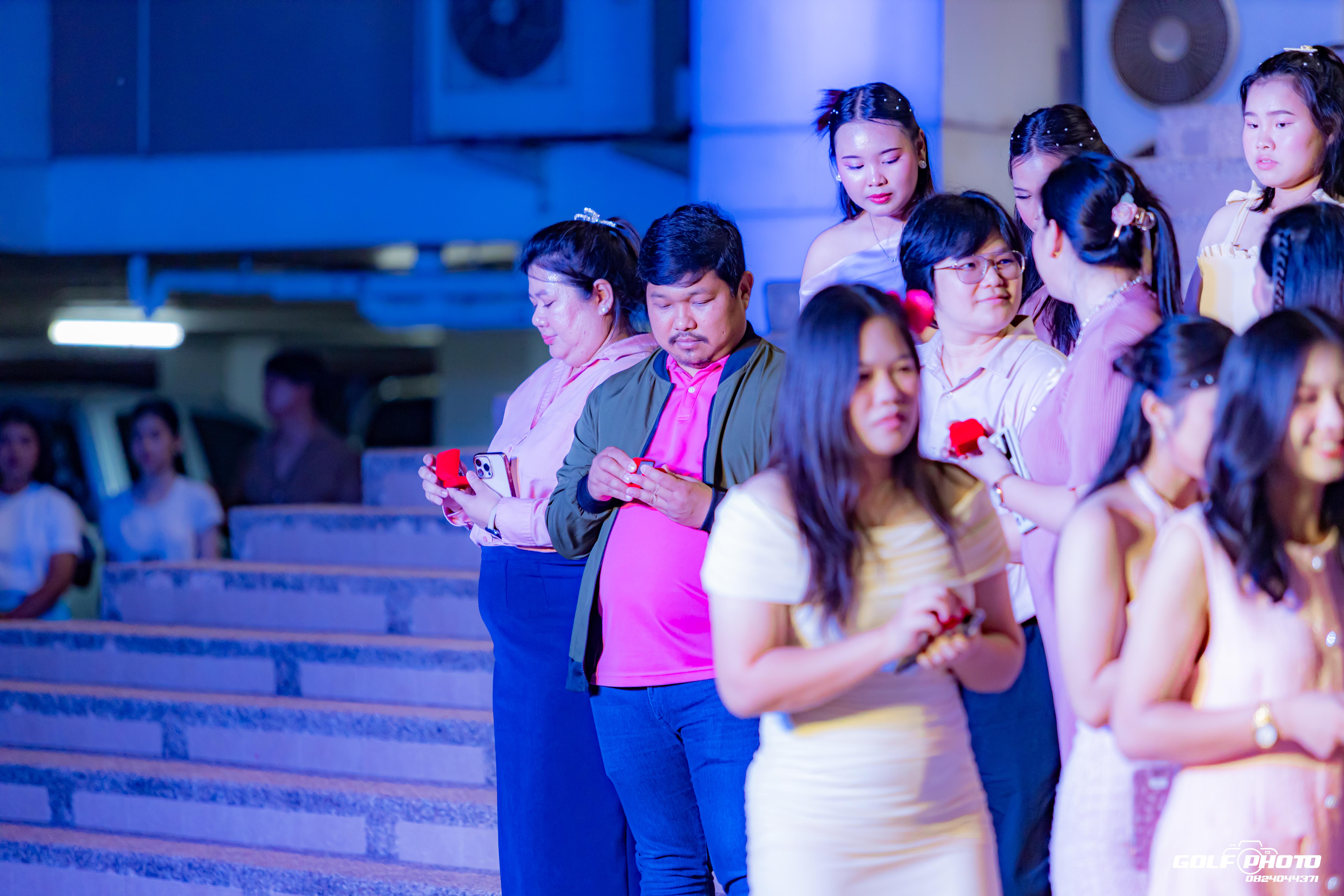 772. งานราตรีสีฟ้า