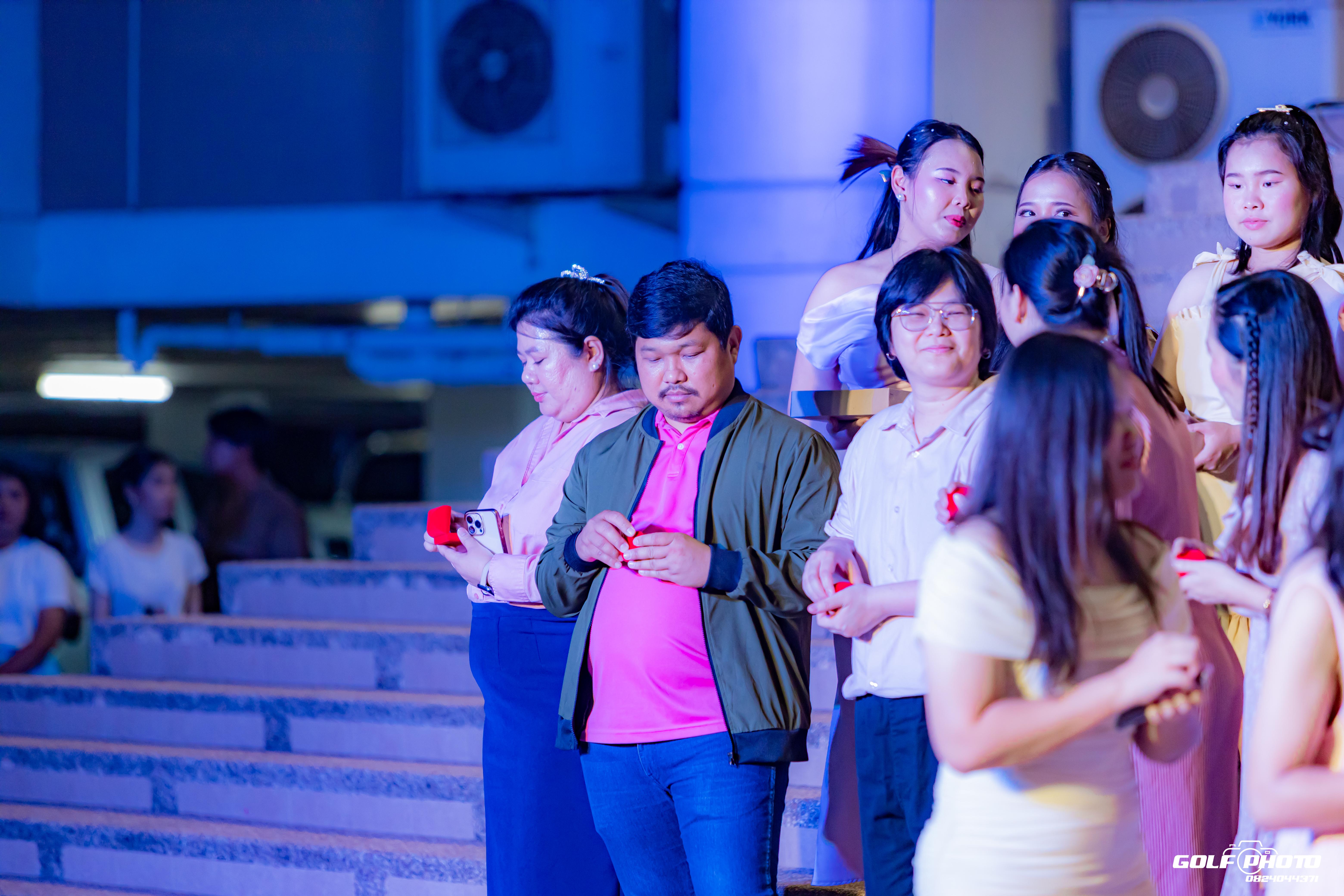 773. งานราตรีสีฟ้า
