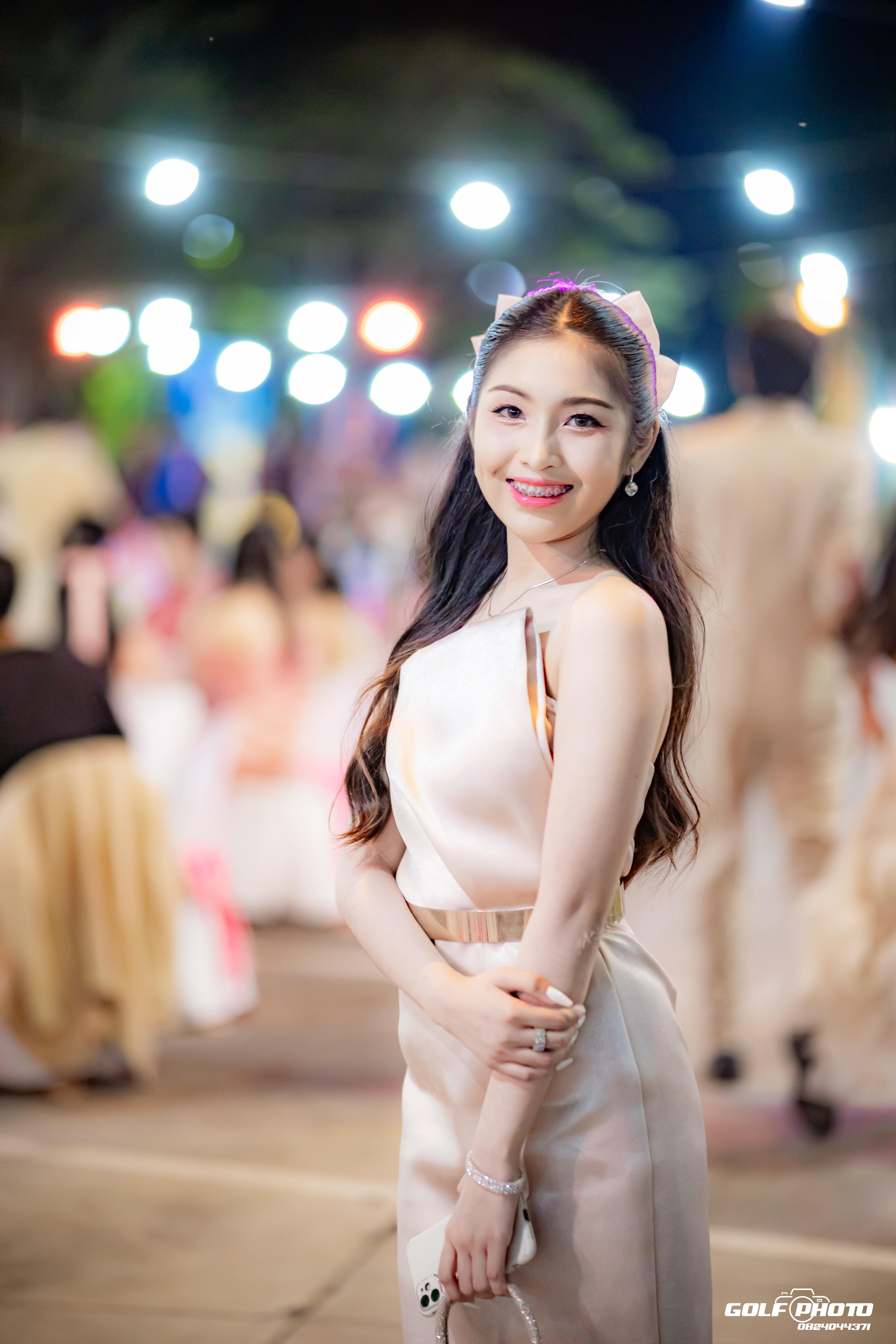 802. งานราตรีสีฟ้า