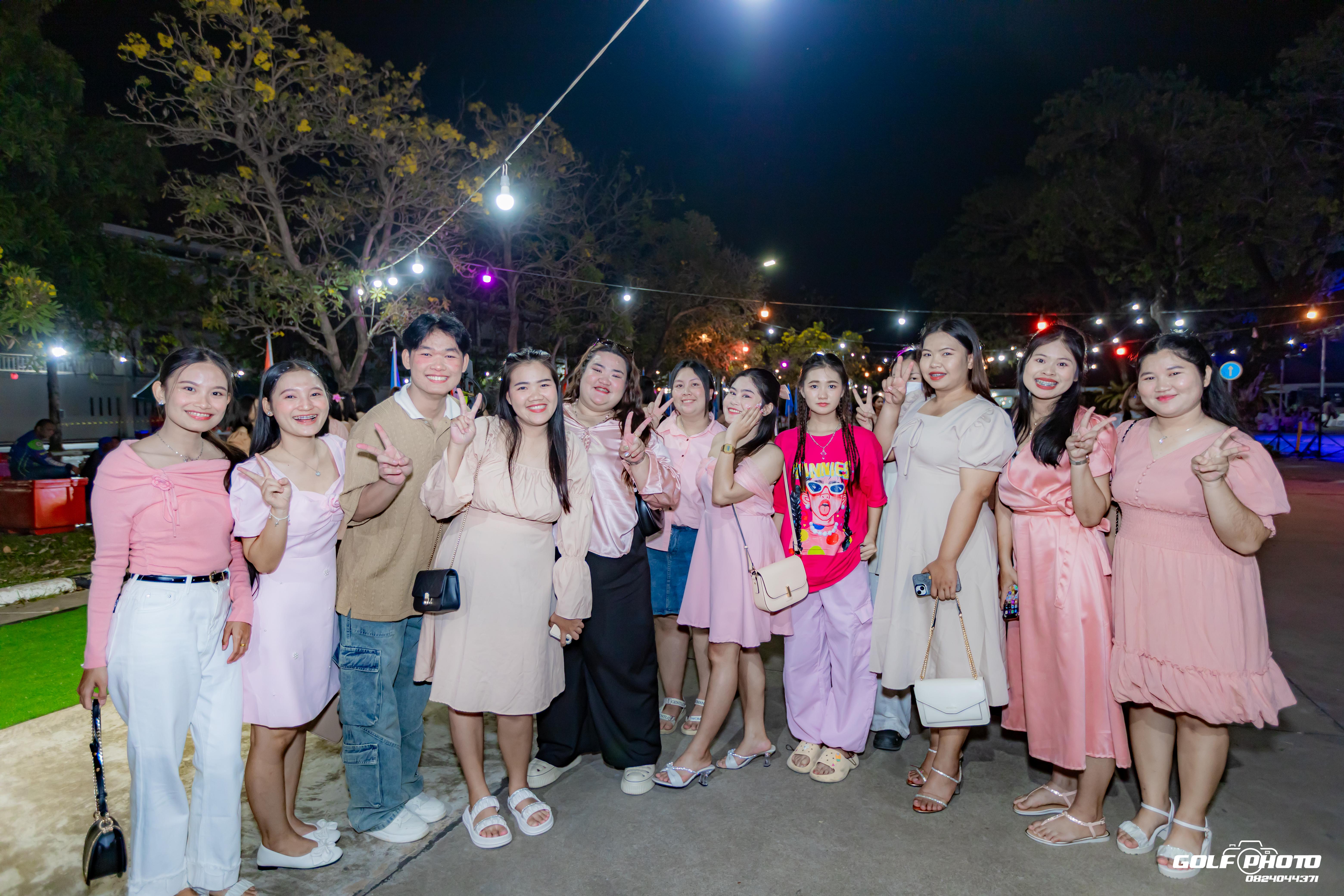 836. งานราตรีสีฟ้า