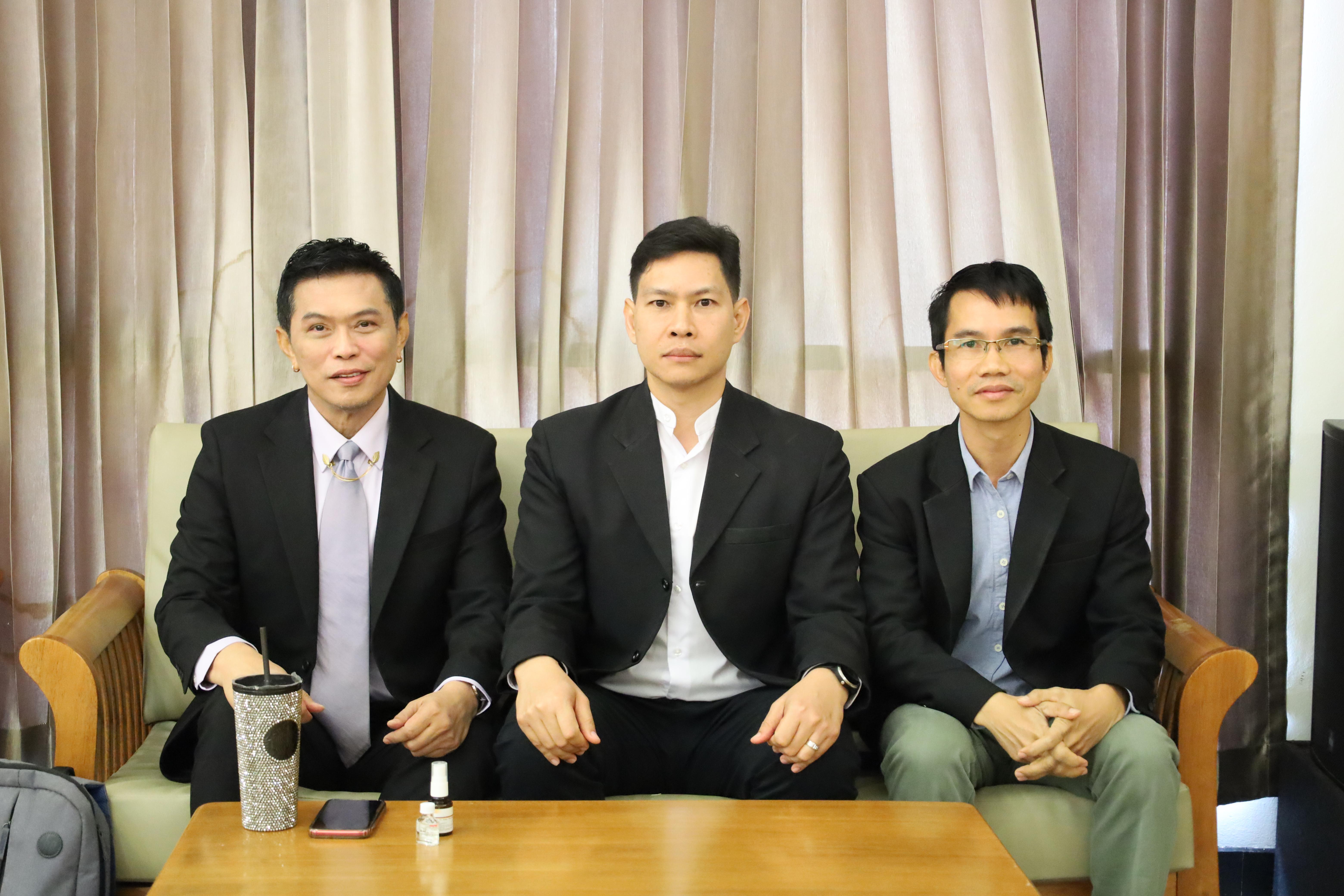 3. การอบรมโครงการพัฒนาทักษะการสอนและความเป็นครู สำหรับนักศึกษหลักสูตรประกาศนียบัตรบัณฑิตสาขาวิชาชีพครู