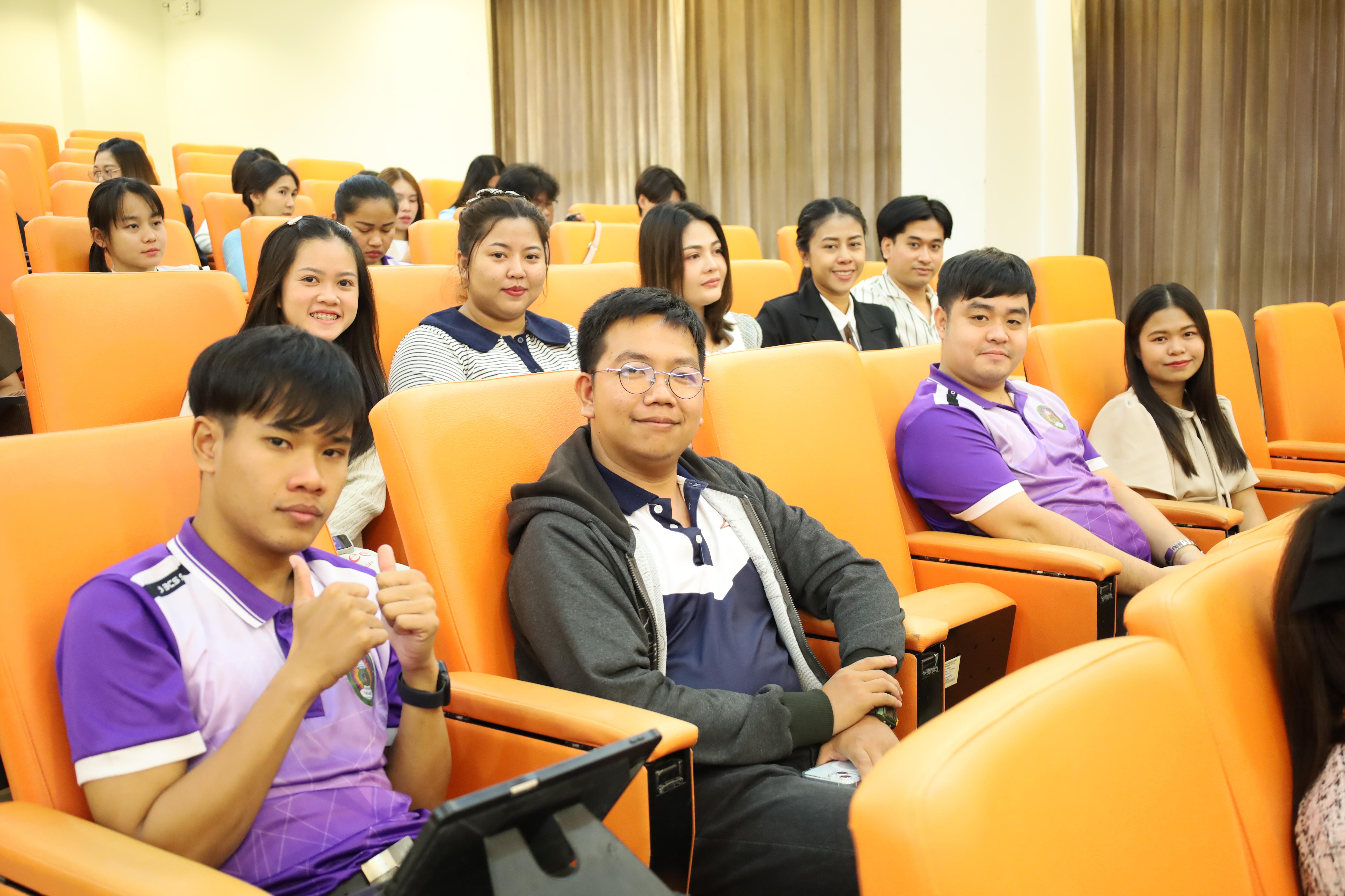 4. โครงการกิจกรรมเตรียมความพร้อมเพื่อเข้าสู่อาชีพครูของนักศึกษาหลักสูตรประกาศนียบัตรบัณฑิต สาขาวิชาชีพครู