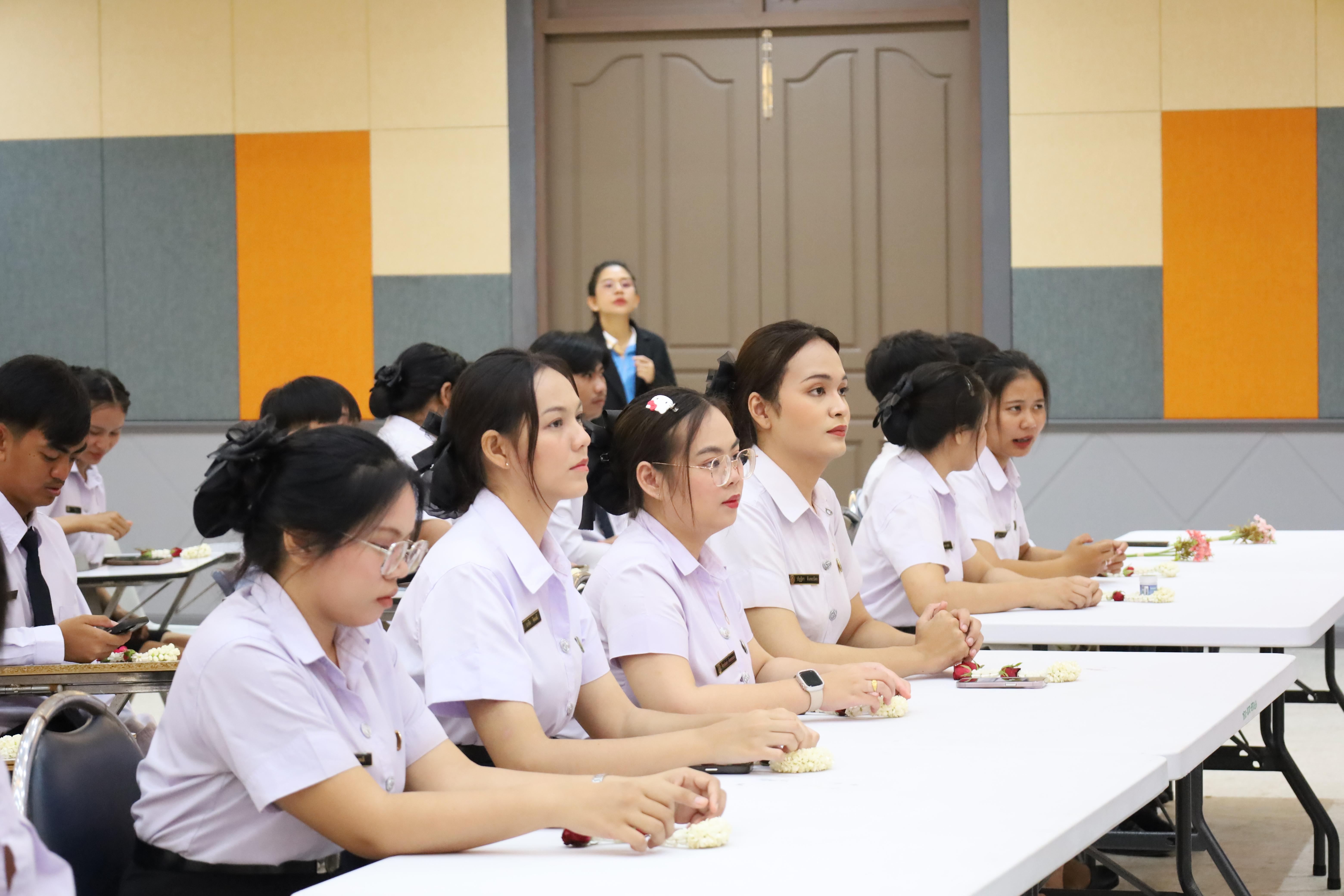 42. พิธีรับมอบศิษย์นักศึกษาฝึกประสบการณ์วิชาชีพครู