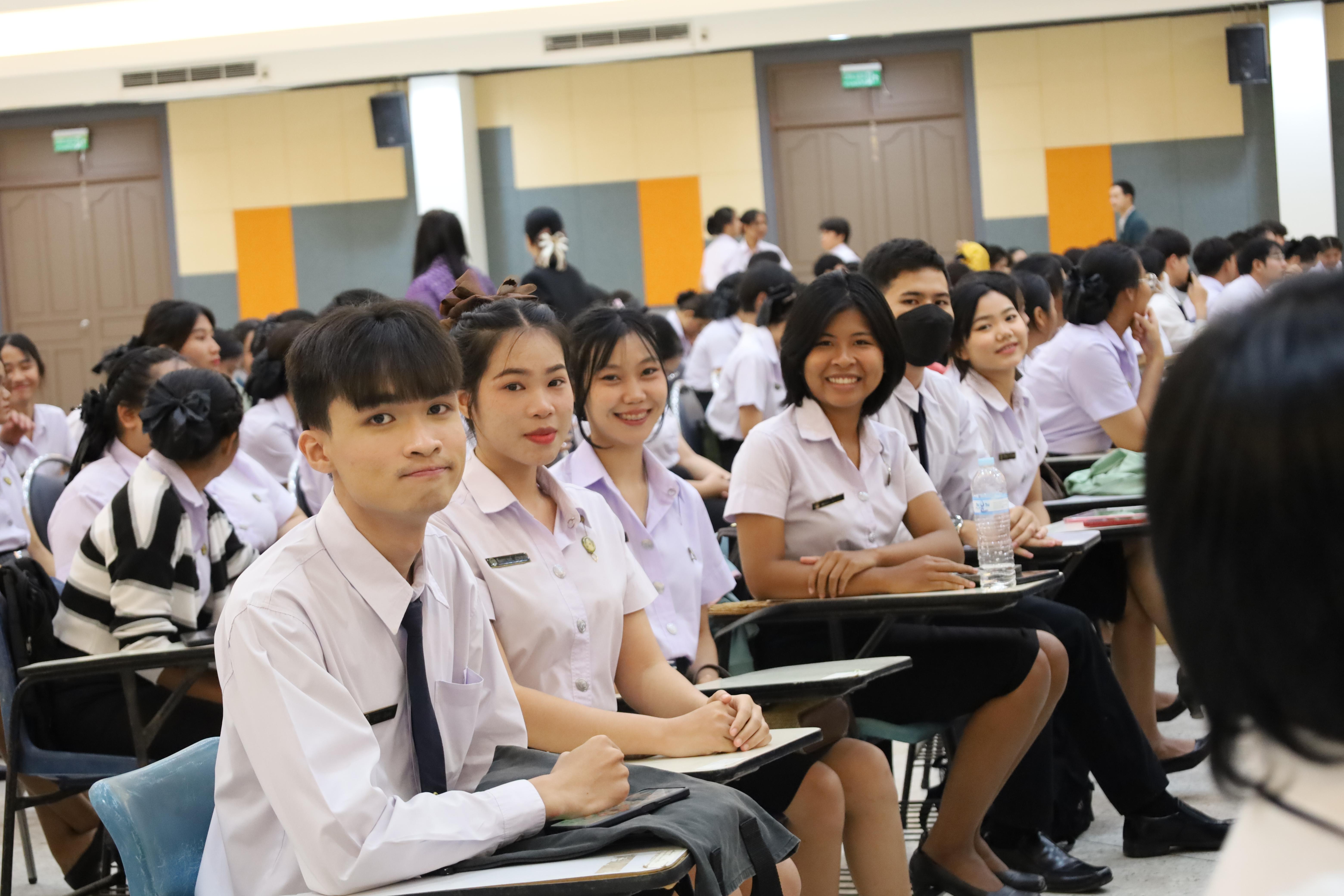204. พิธีรับมอบศิษย์นักศึกษาฝึกประสบการณ์วิชาชีพครู