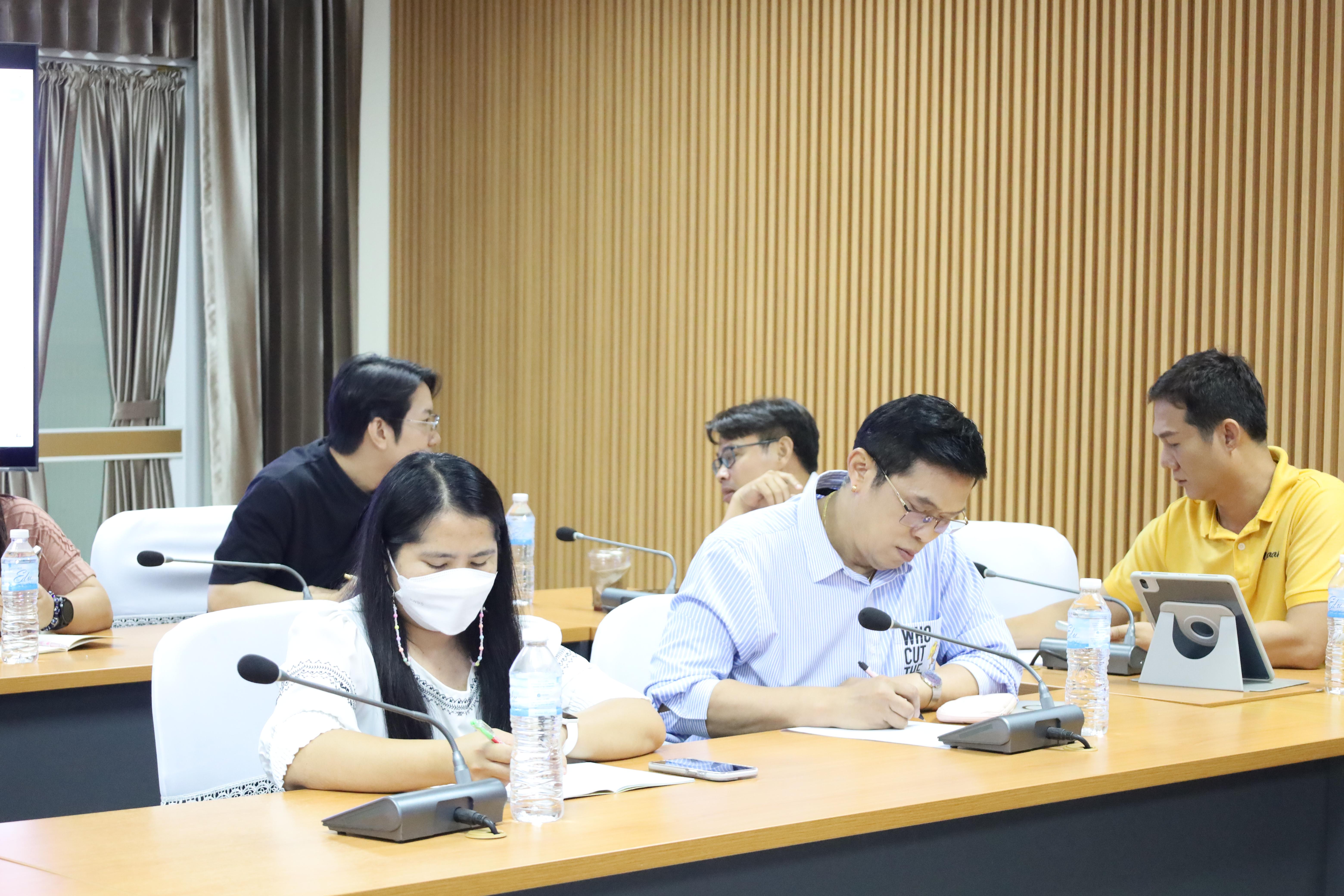 13. การประชุมเตรียมการดำเนินการจัดโครงการการนำเสนอผลงานวิจัยและการแข่งขันทักษะวิชาการวิชาชีพครู 8 มหาวิทยาลัยราชภัฏภาคเหนือ ประจำปีการศึกษา 2568
