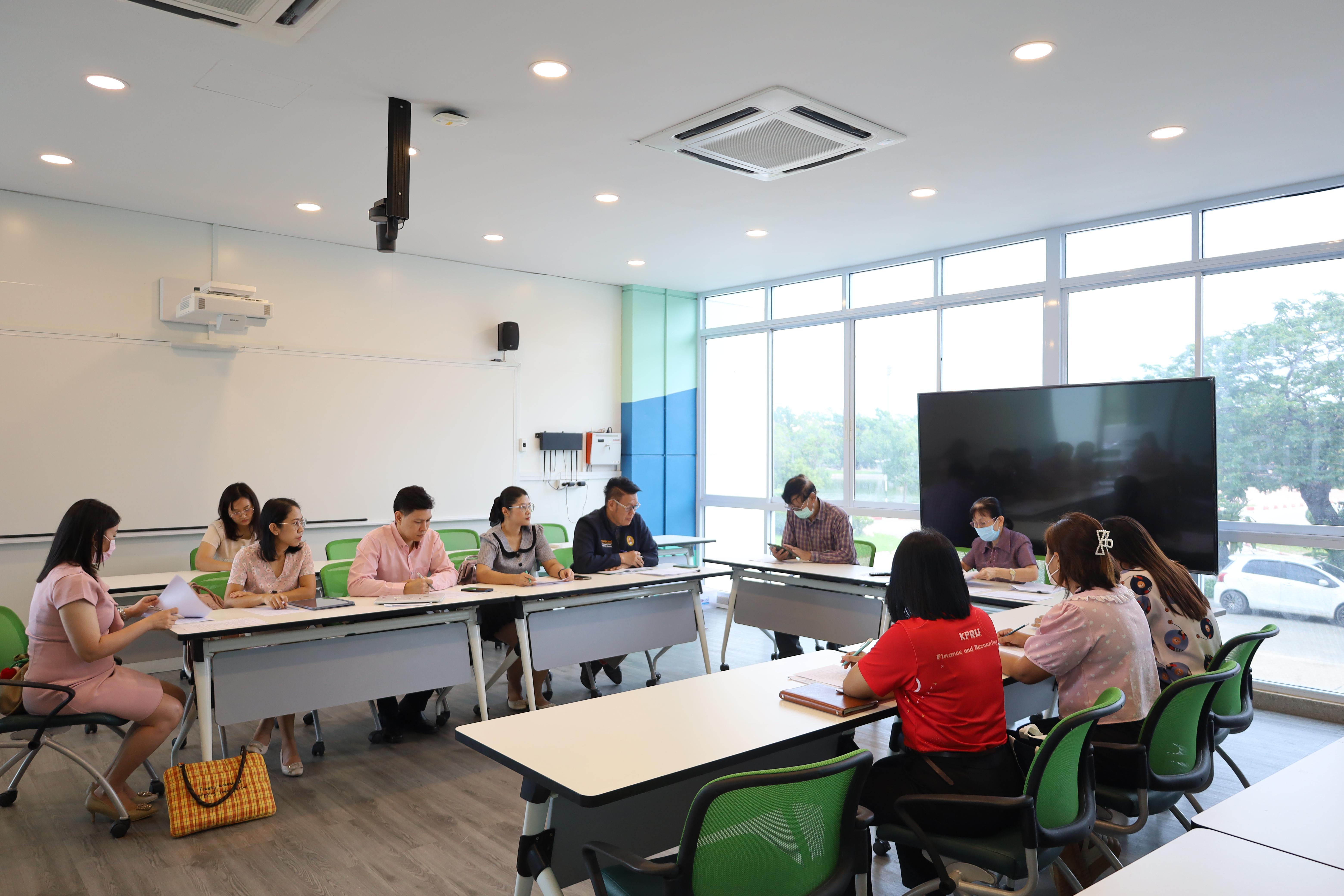 1. ประชุมการเปิดตรวจโครงการพัฒนานวัตกรรมการศึกษาเพื่อพัฒนาท้องถิ่นฯ