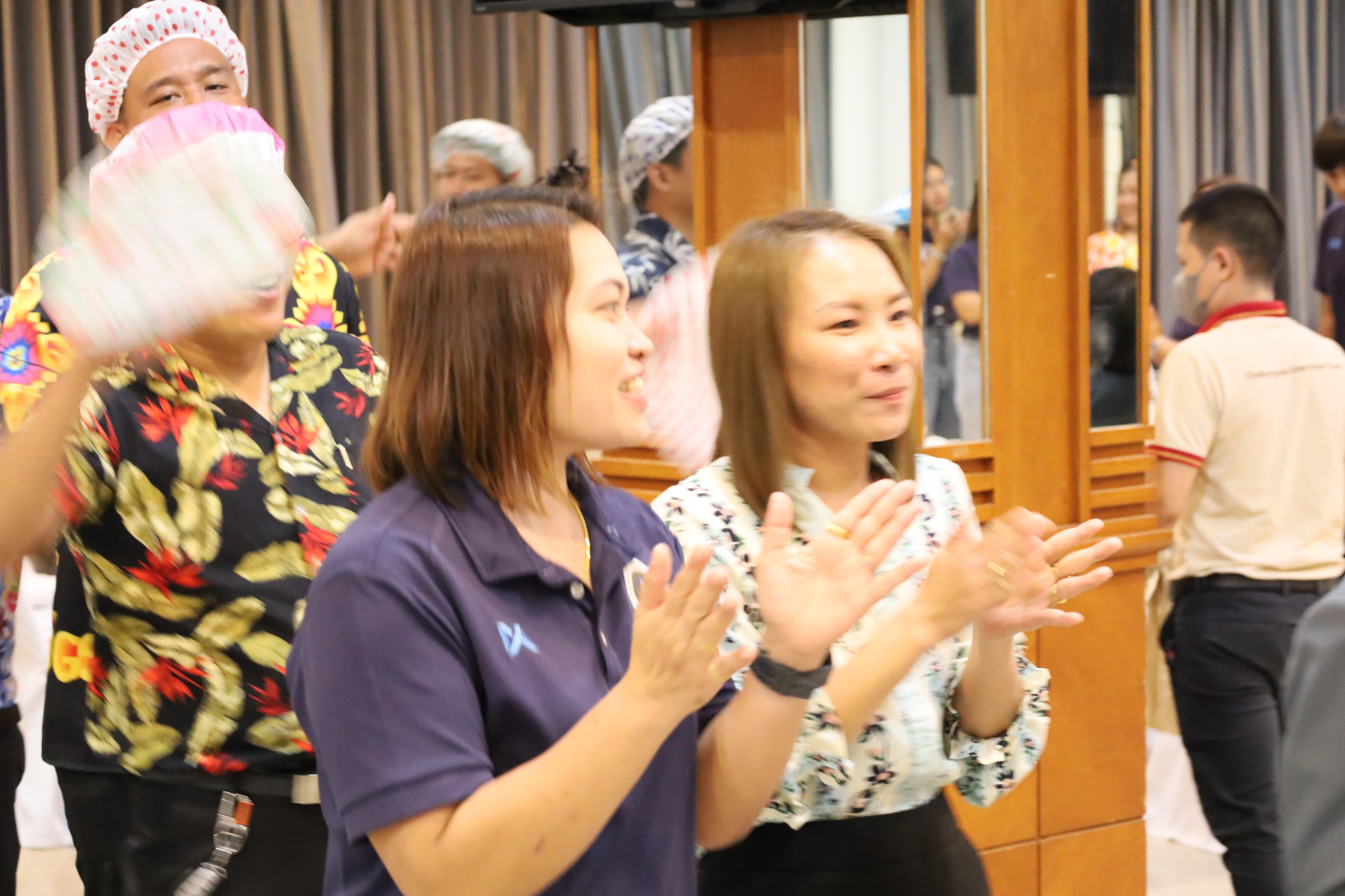 28. กิจกรรมไหว้ครู สู่ขวัญน้อง การบริหารการศึกษา ประจำปีการศึกษา 2568
