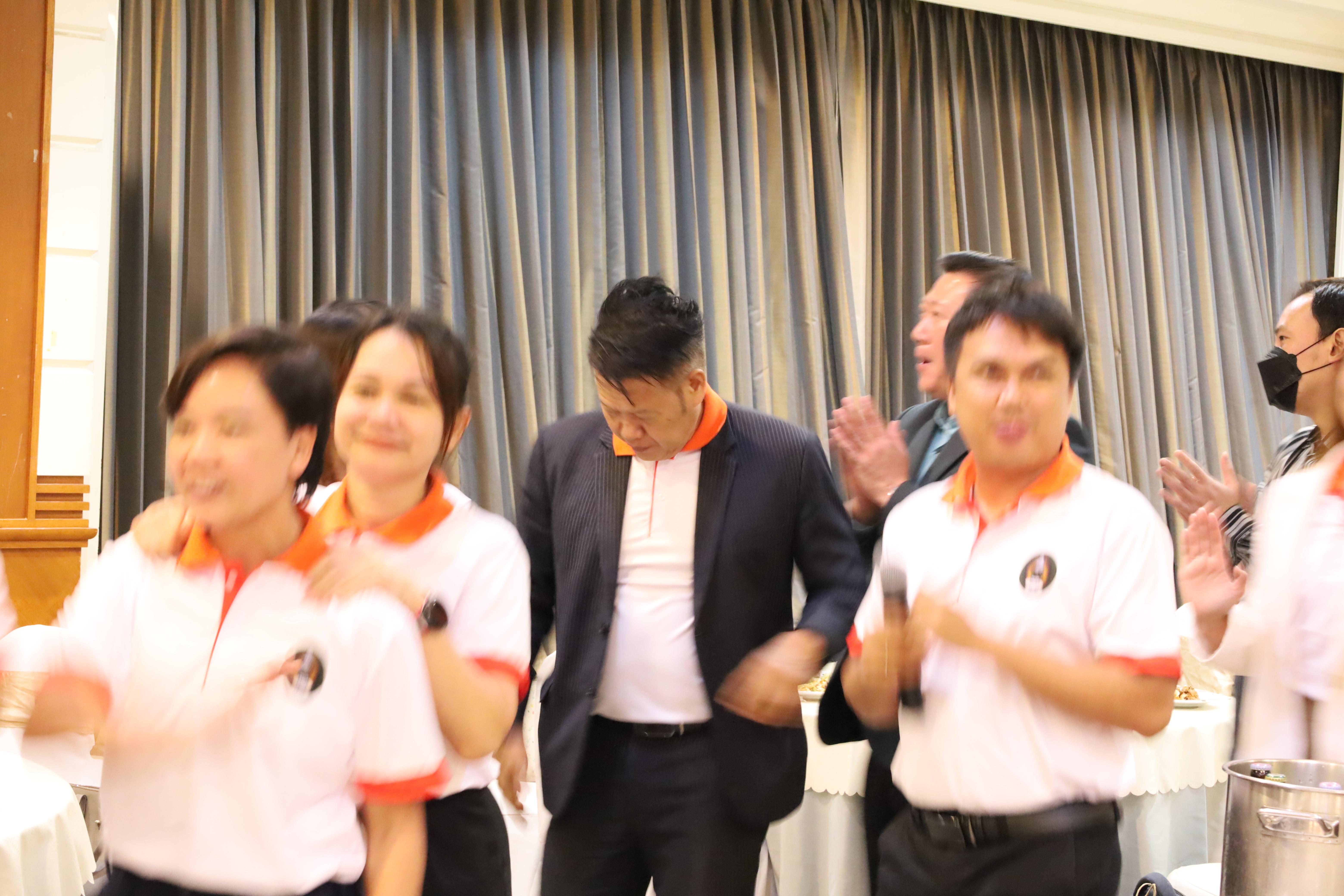 96. กิจกรรมไหว้ครู สู่ขวัญน้อง การบริหารการศึกษา ประจำปีการศึกษา 2568