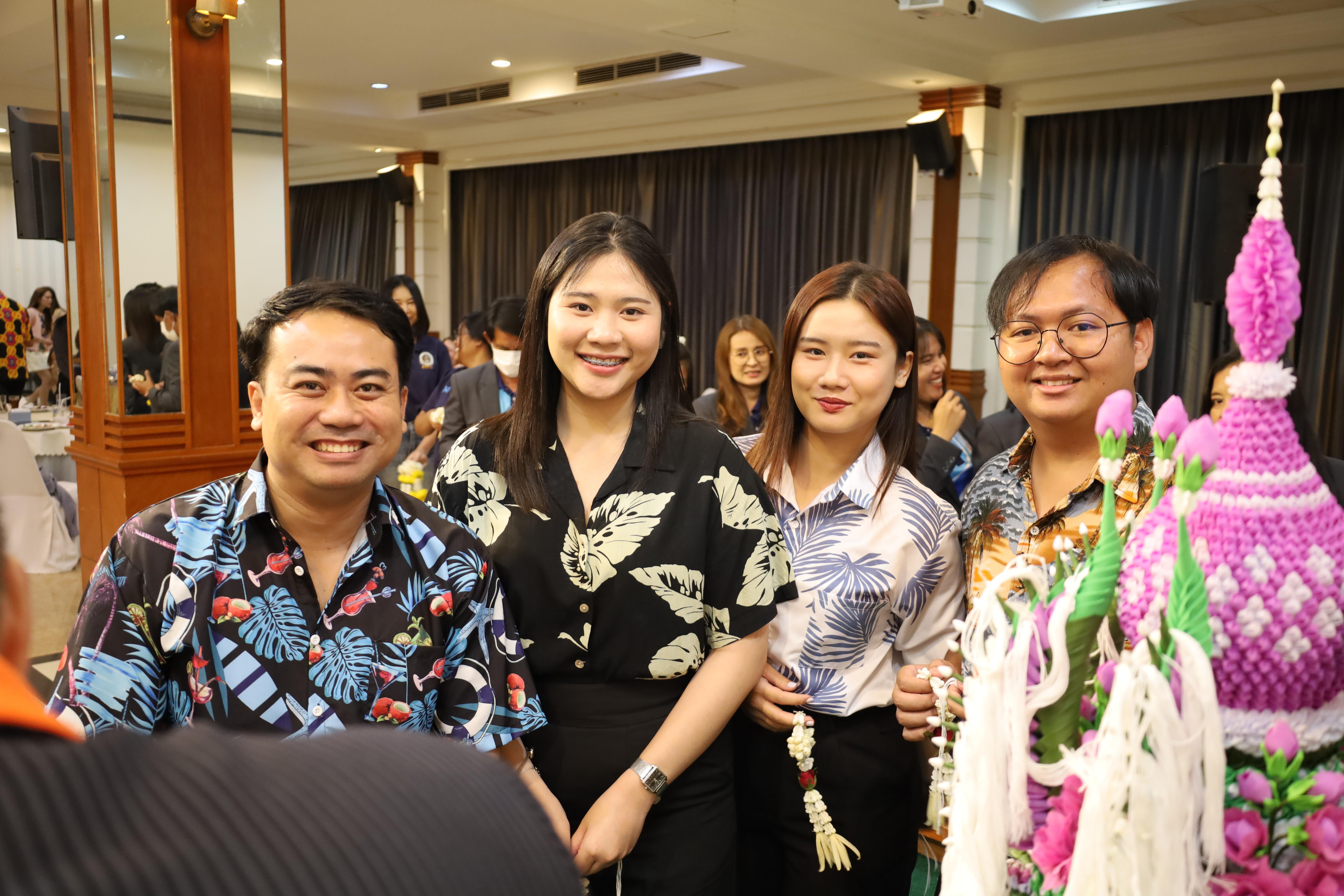 175. กิจกรรมไหว้ครู สู่ขวัญน้อง การบริหารการศึกษา ประจำปีการศึกษา 2568