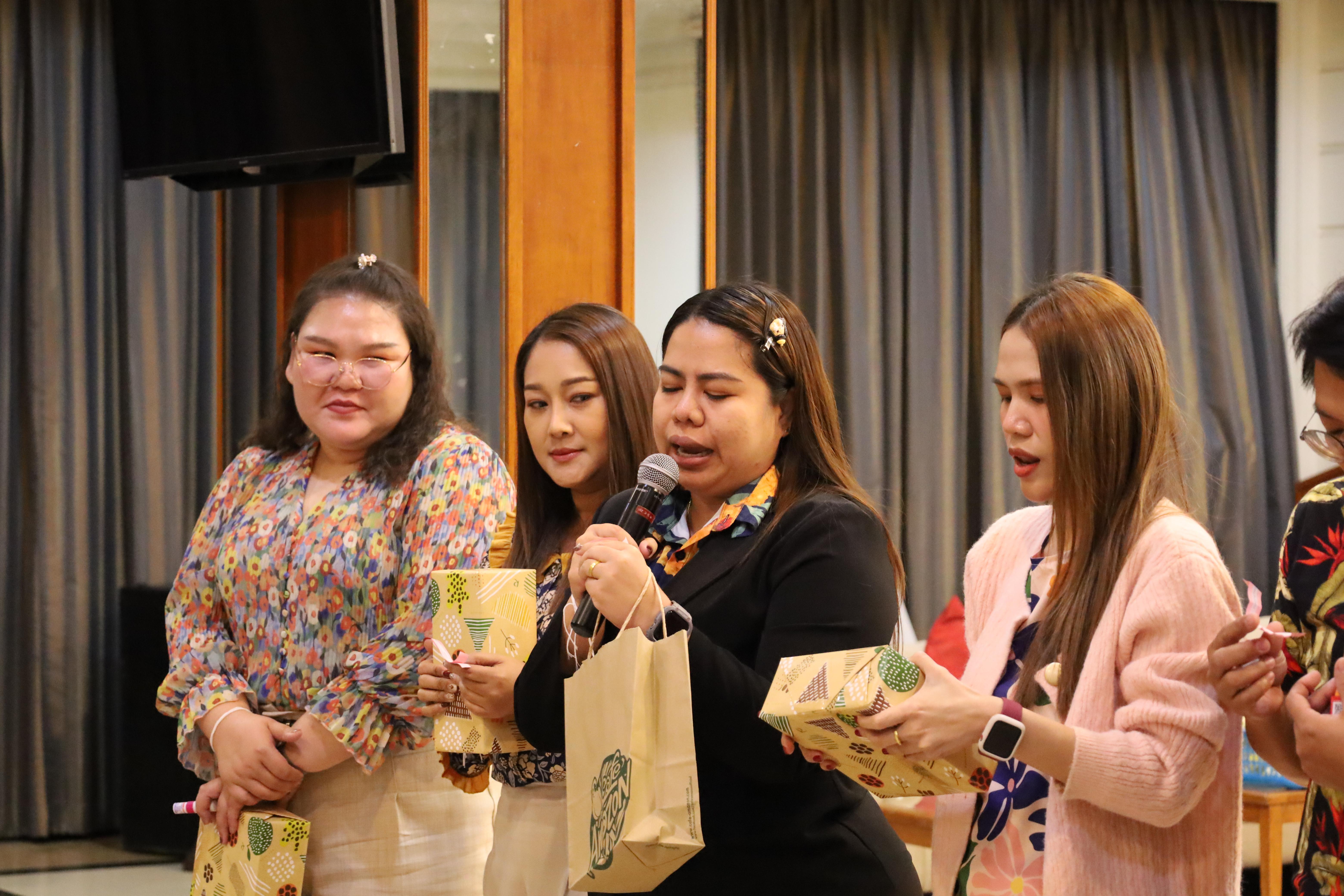 316. กิจกรรมไหว้ครู สู่ขวัญน้อง การบริหารการศึกษา ประจำปีการศึกษา 2568