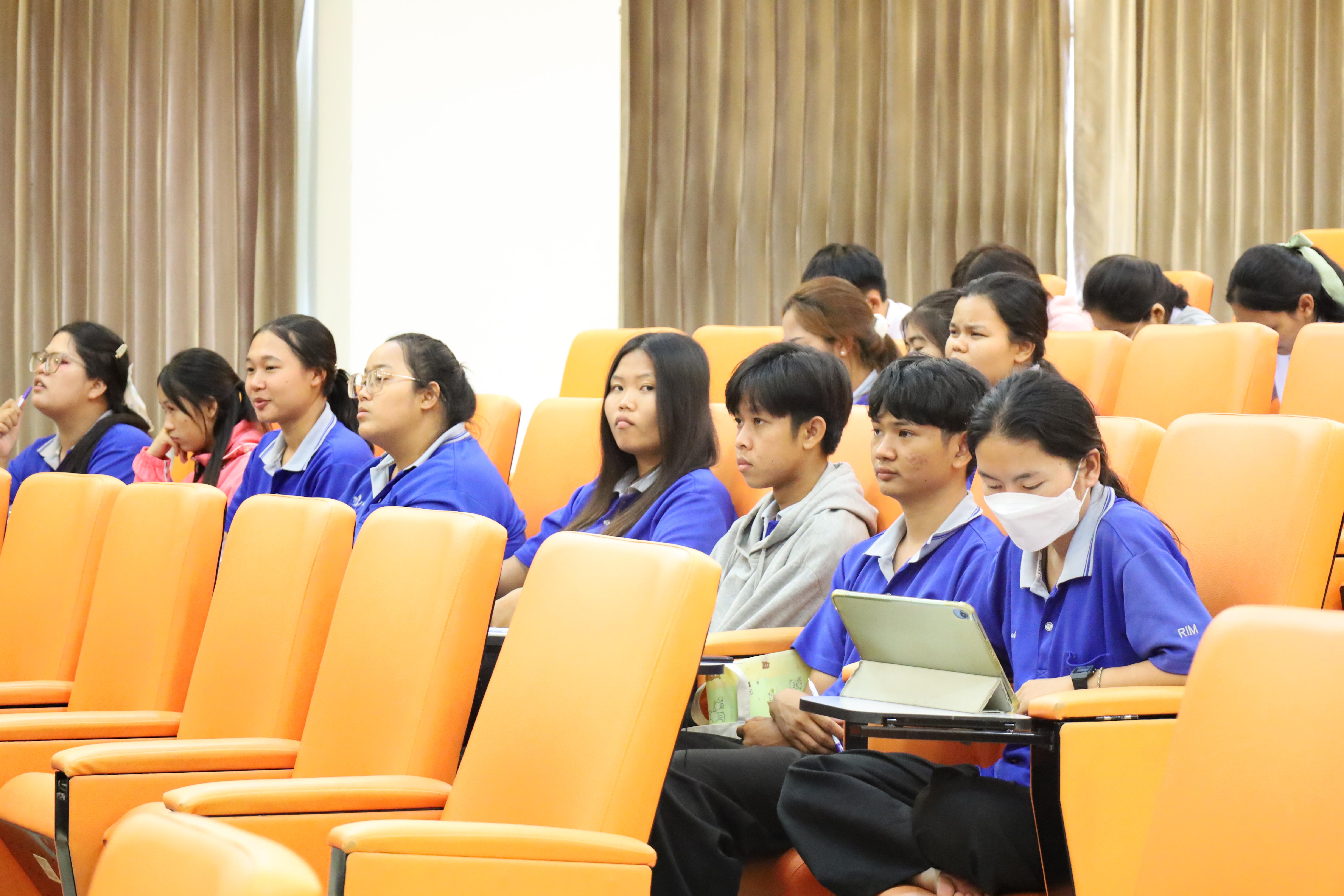 15. กิจกรรมเตรียมความพร้อมก่อนสอบใบประกอบวิชาชีพครู