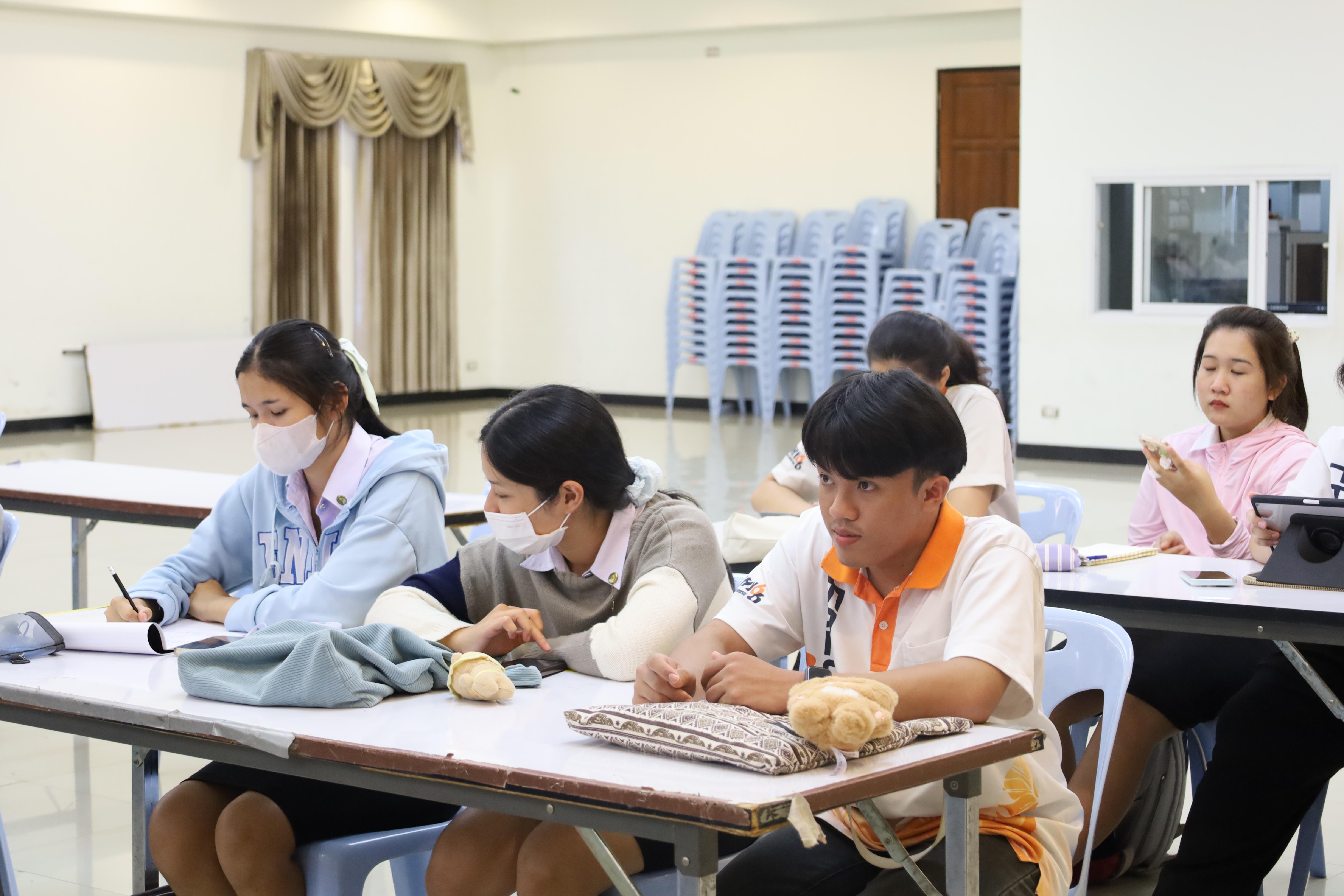 37. กิจกรรมเตรียมความพร้อมก่อนสอบใบประกอบวิชาชีพครู