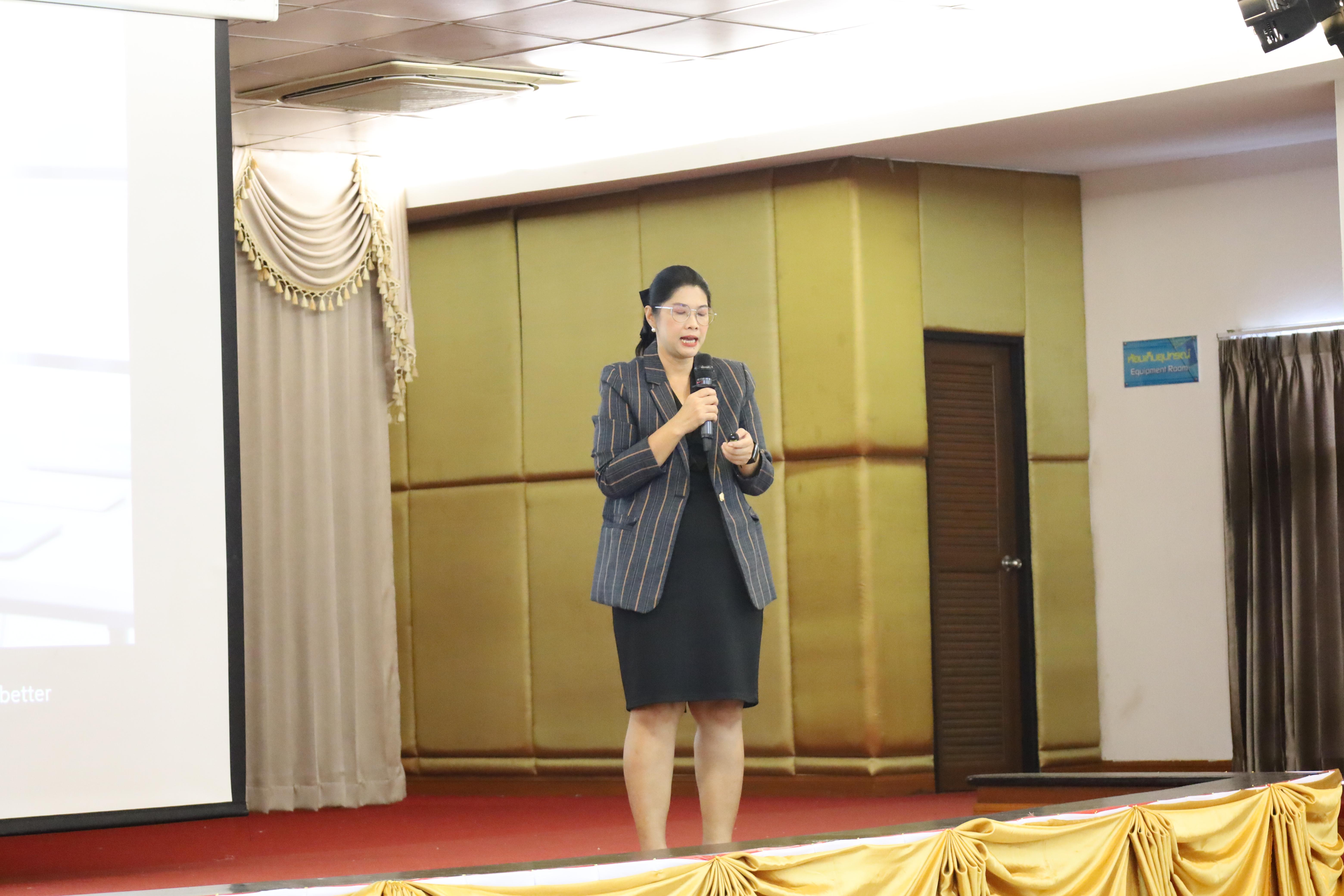 22. กิจกรรมเตรียมความพร้อมก่อนสอบใบประกอบวิชาชีพครู
