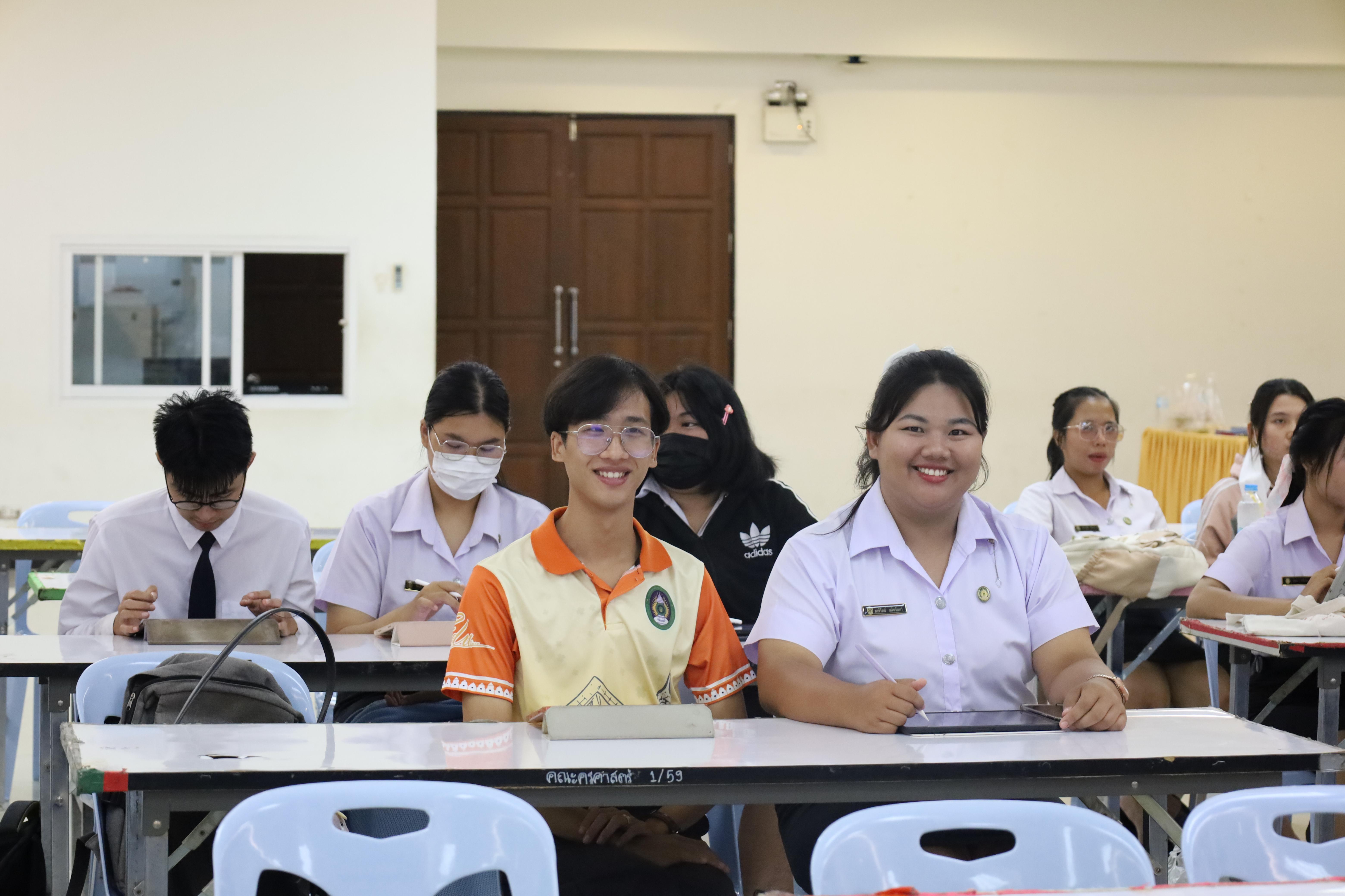31. กิจกรรมเตรียมความพร้อมก่อนสอบใบประกอบวิชาชีพครู