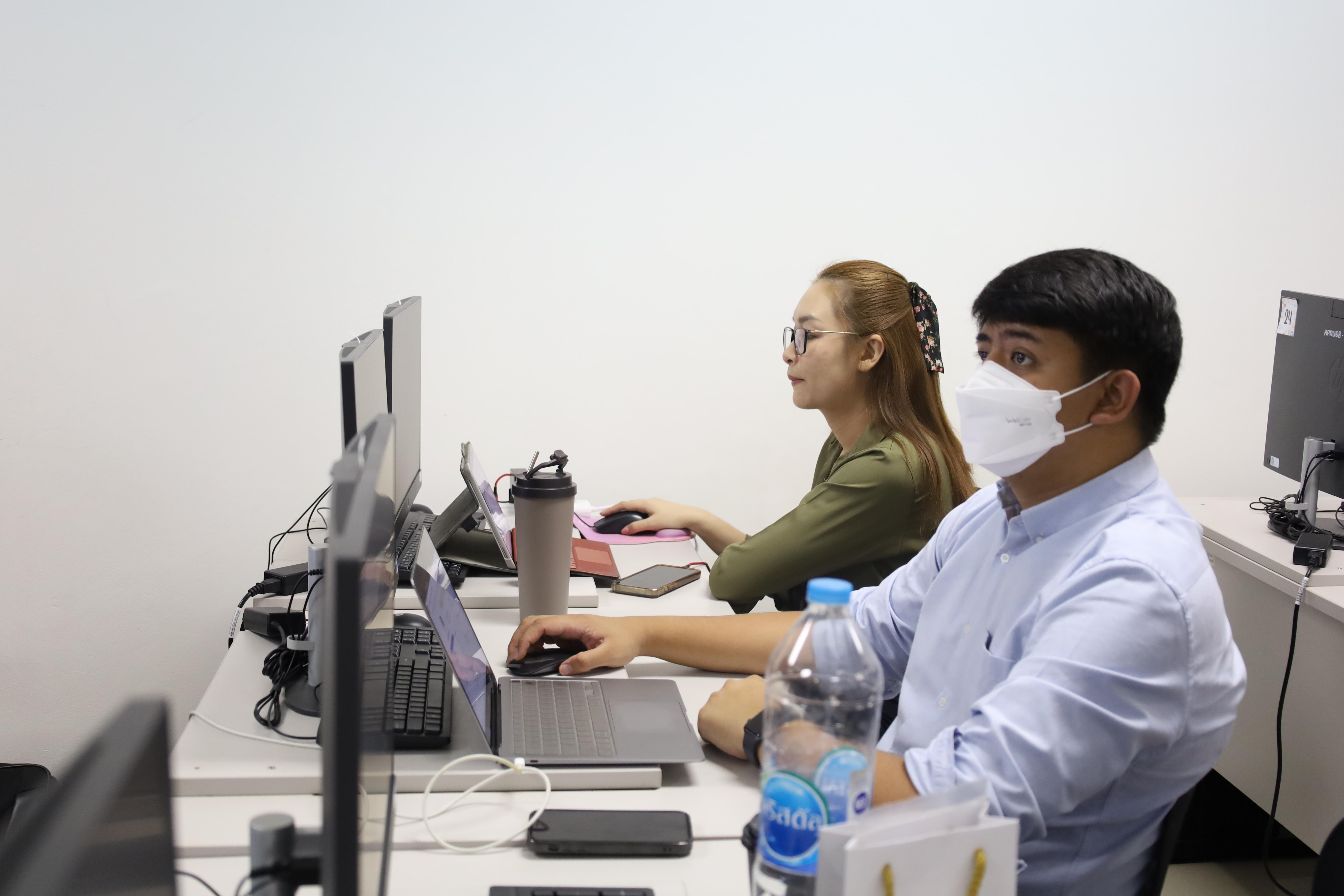 73. อบรมหลักสูตรการพัฒนาสมรรถนะครูภาษาอังกฤษด้วย Generative AI