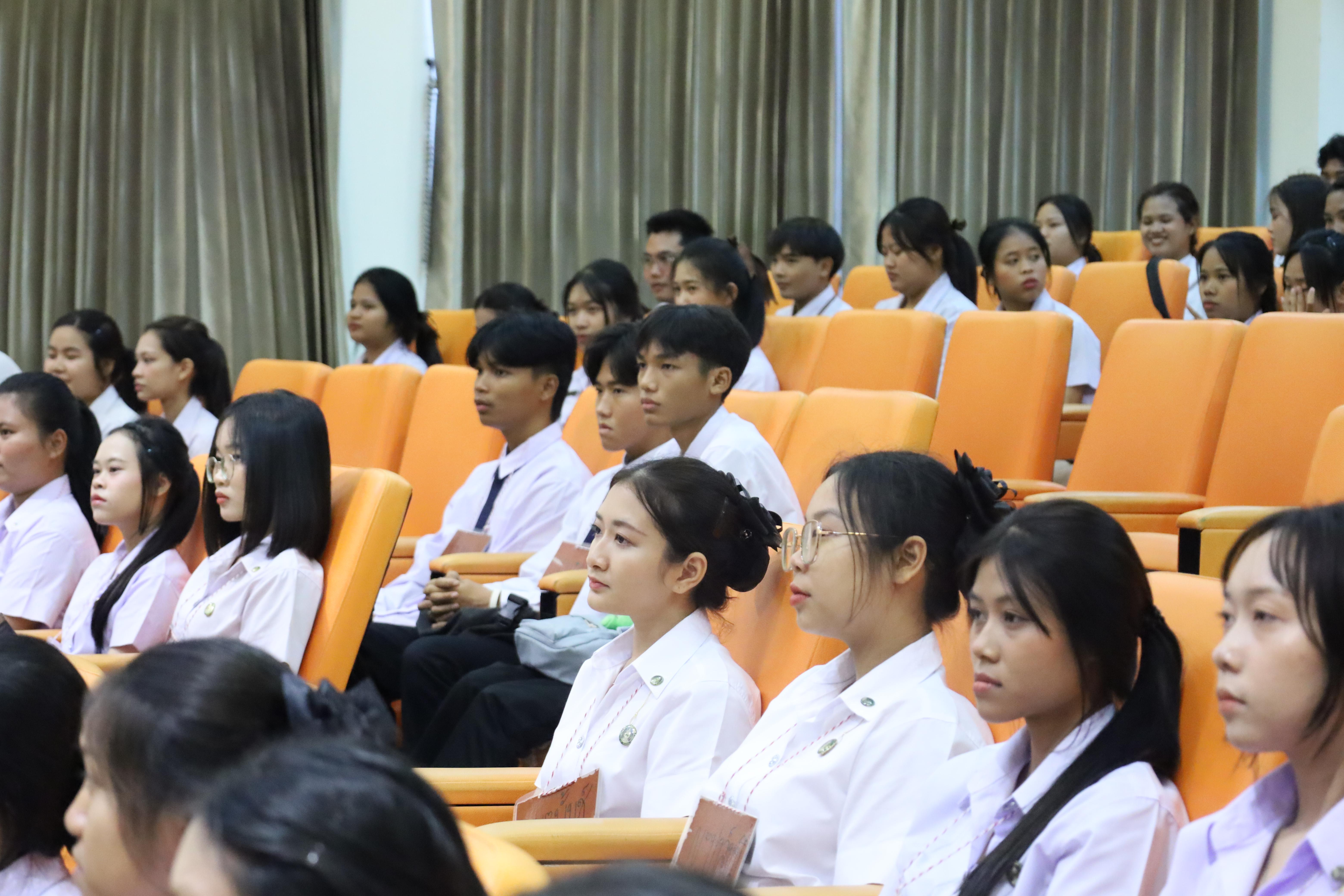 29. กิจกรรมปฐมนิเทศเตรียมความพร้อม นักศึกษาโปรแกรมวิชาสังคมศึกษา ปีการศึกษา2568 และแนะนำหลักสูตร