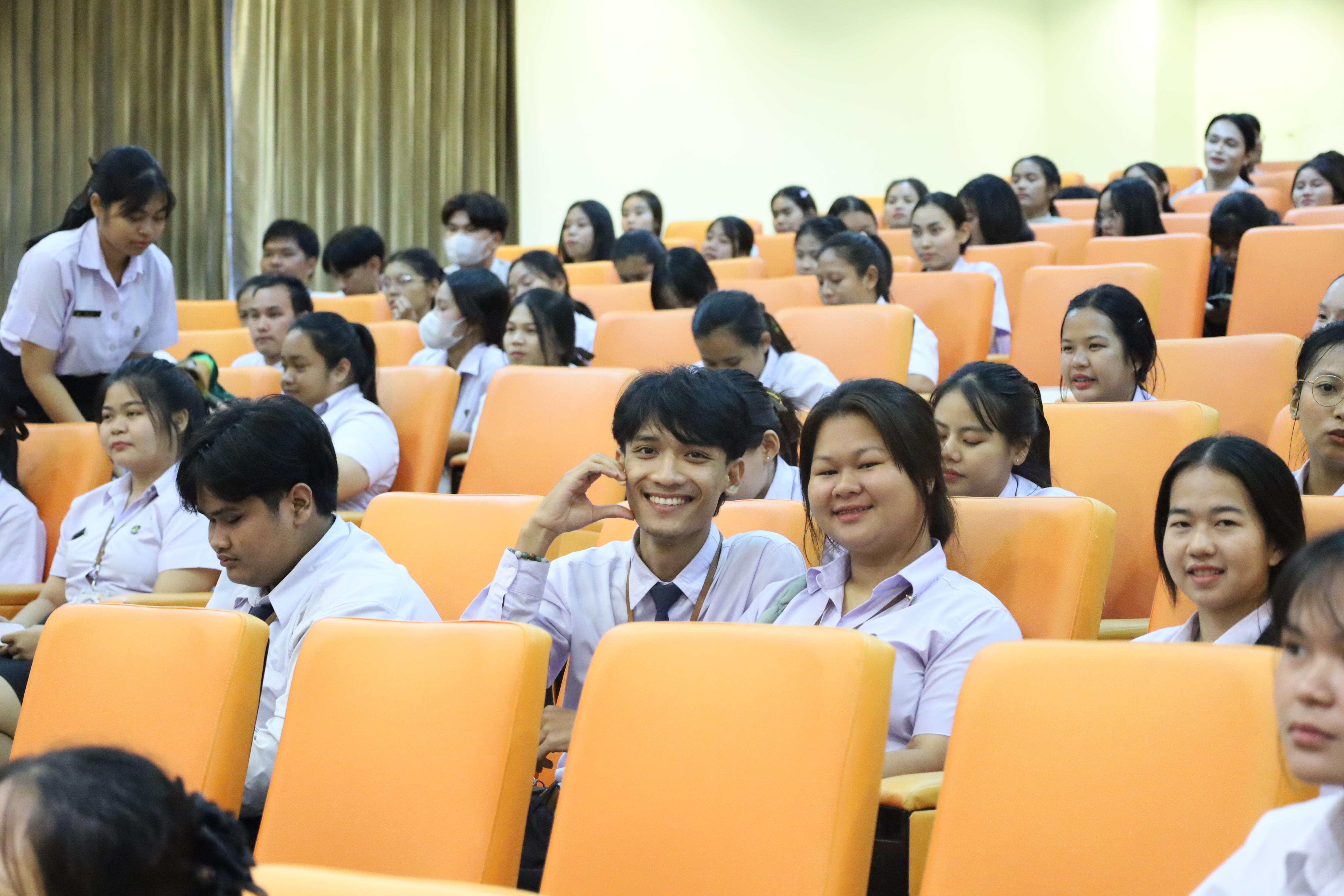 51. กิจกรรมปฐมนิเทศเตรียมความพร้อม นักศึกษาโปรแกรมวิชาสังคมศึกษา ปีการศึกษา2568 และแนะนำหลักสูตร
